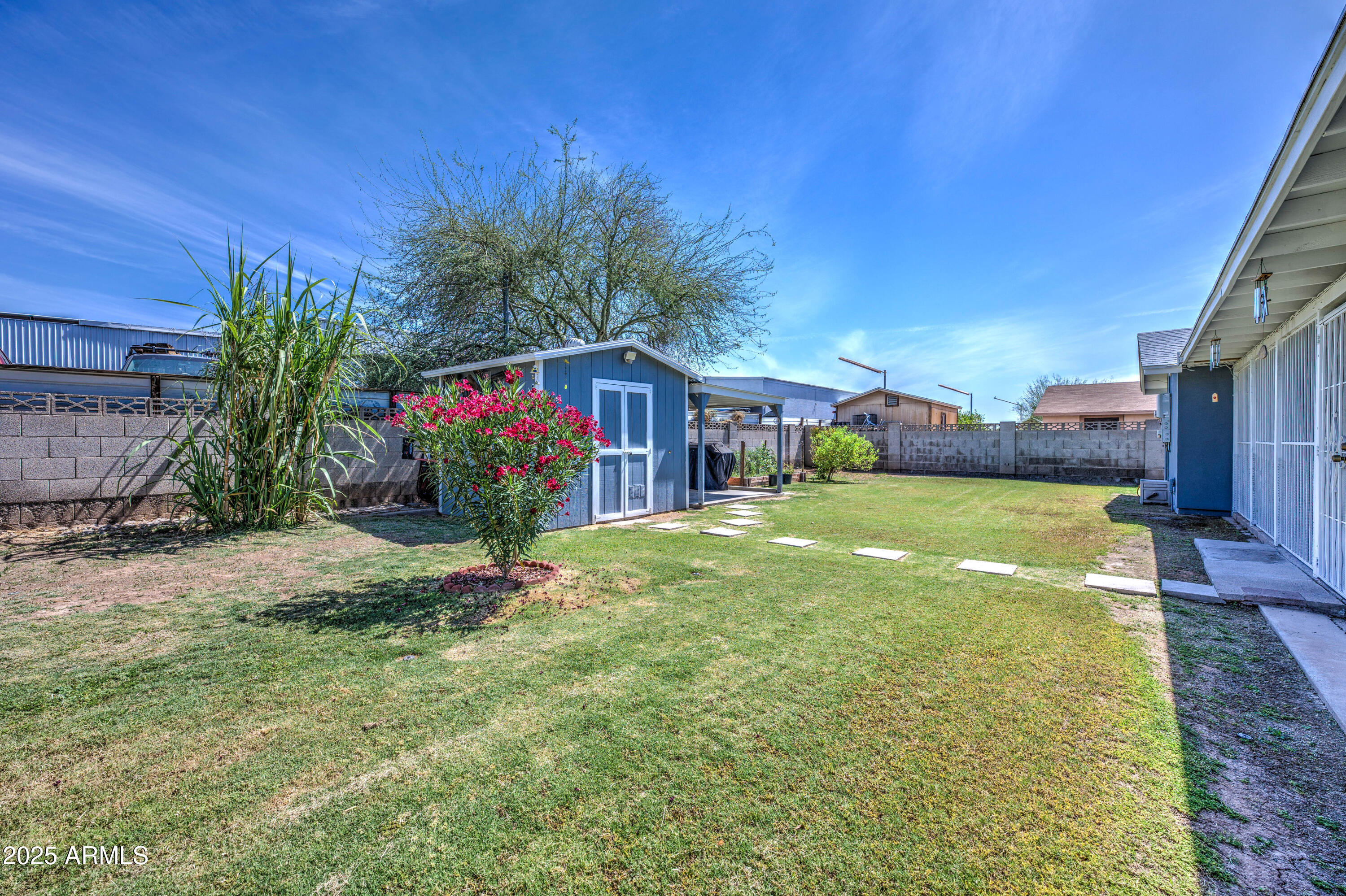 1740 W CRESCENT Avenue