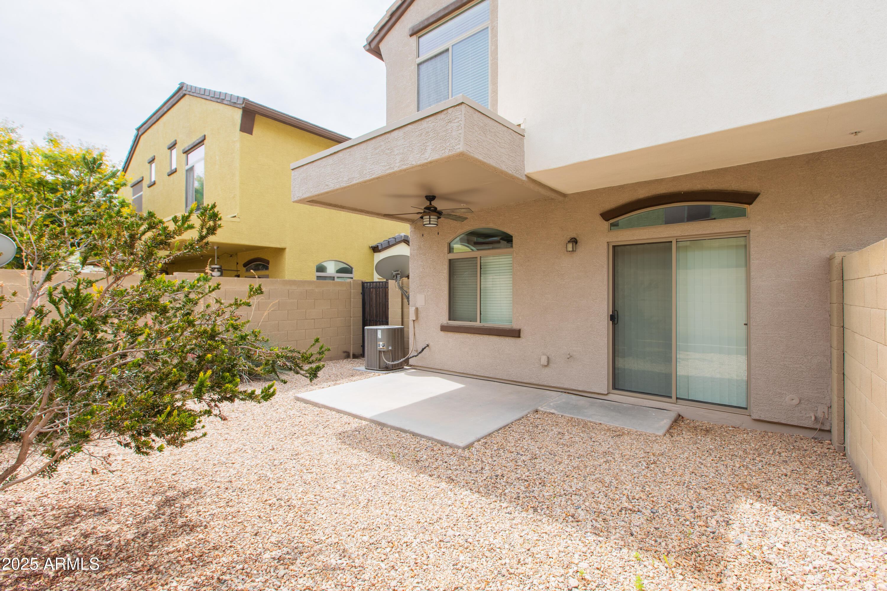 2725 E Mine Creek Road, 1031