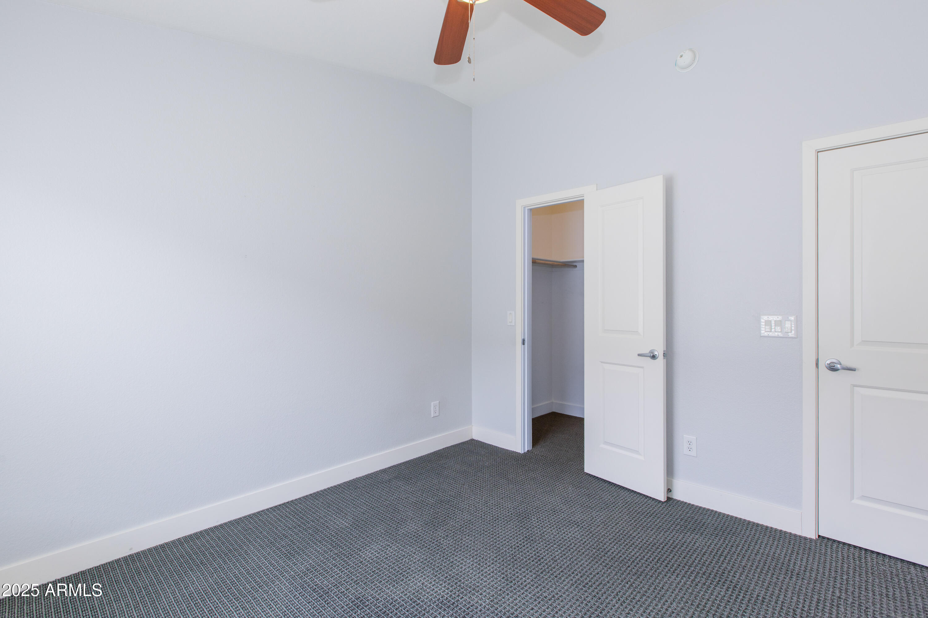 2725 E Mine Creek Road, 1031