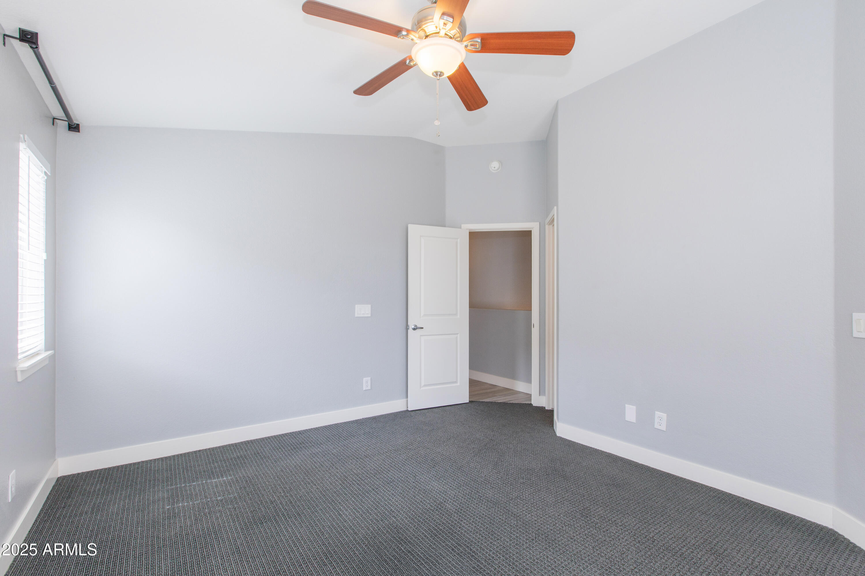 2725 E Mine Creek Road, 1031