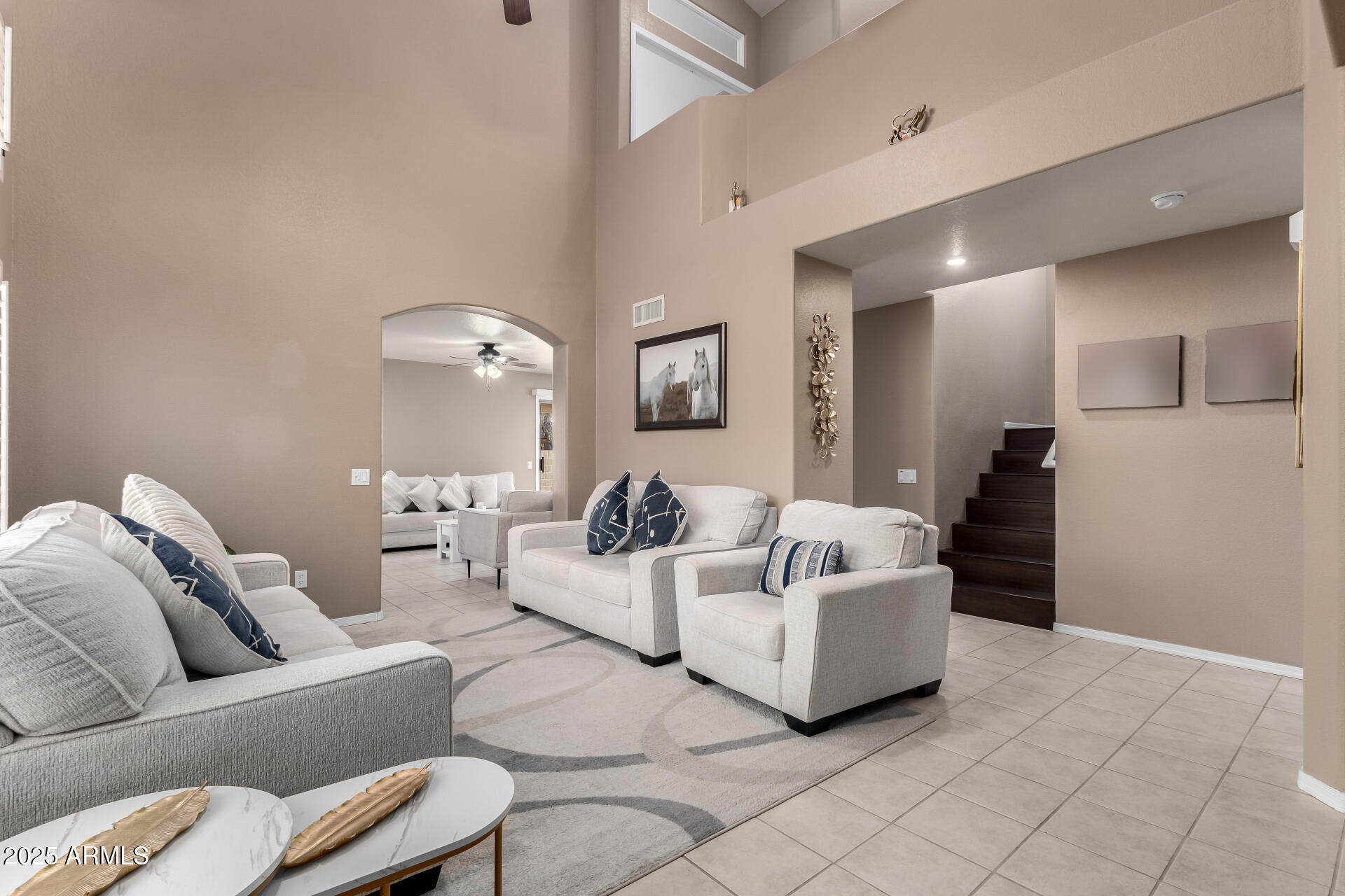 250 W JUNIPER Avenue, 56