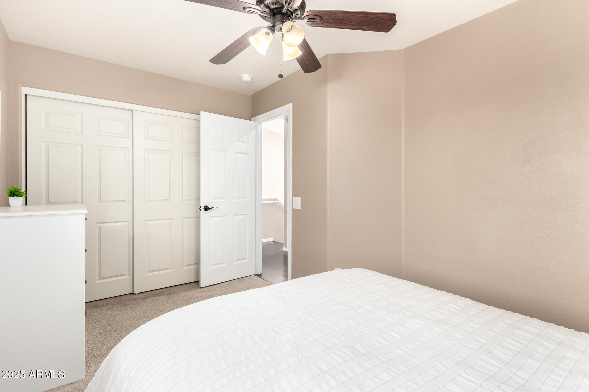 250 W JUNIPER Avenue, 56