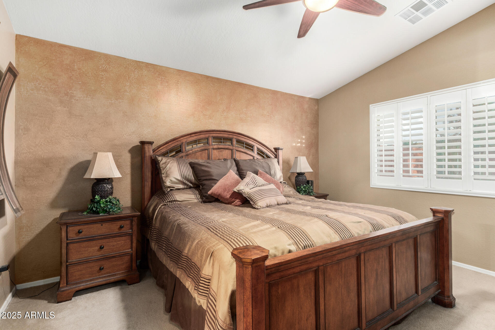 41901 W Somerset Drive