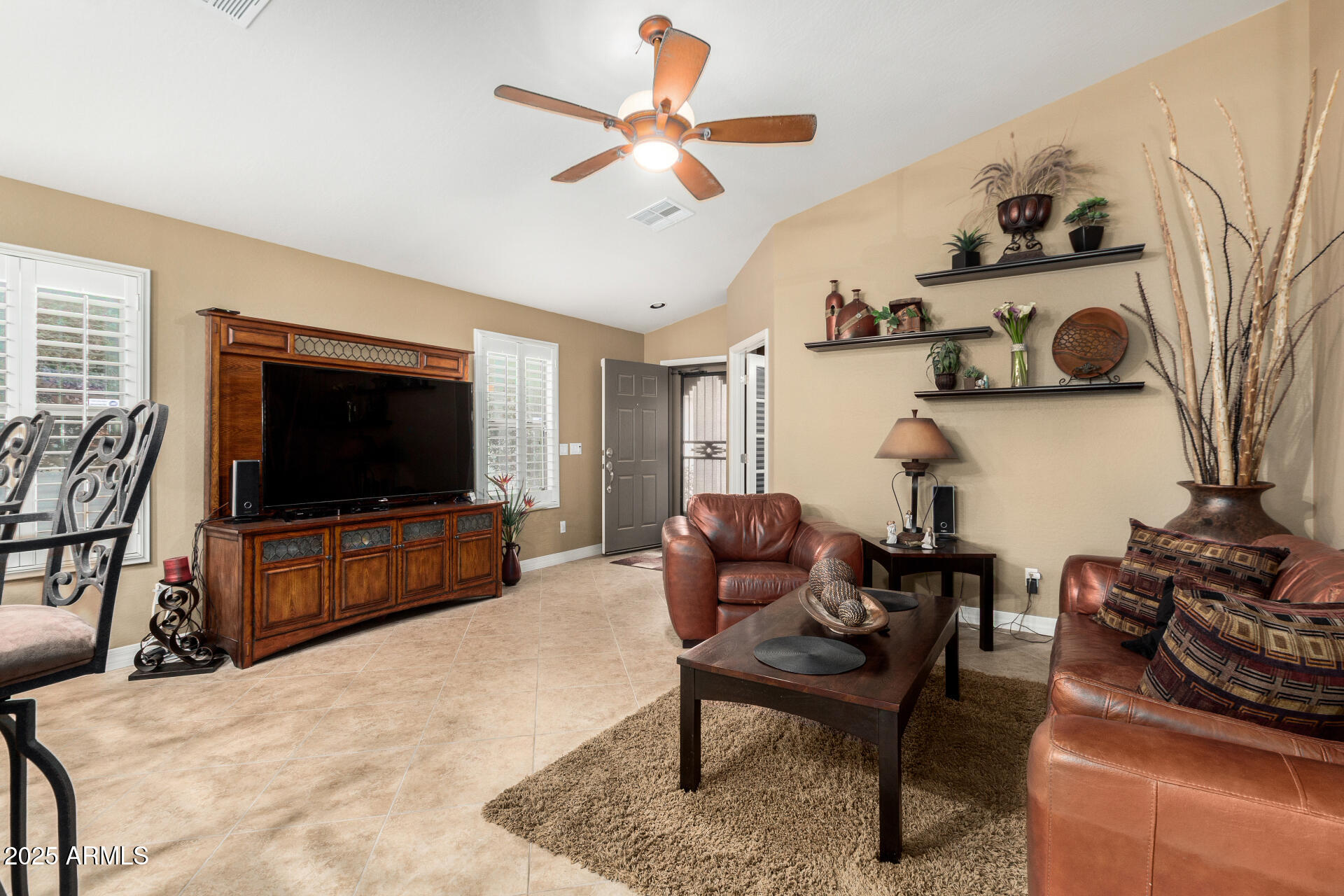 41901 W Somerset Drive