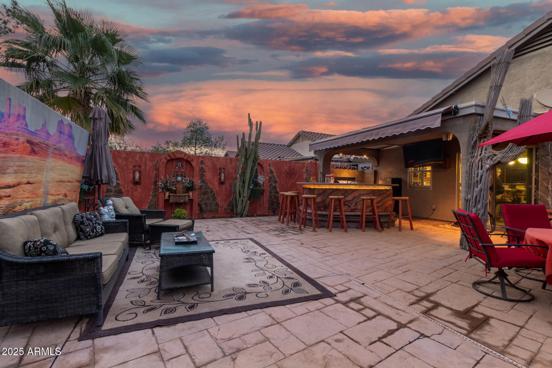 41901 W Somerset Drive