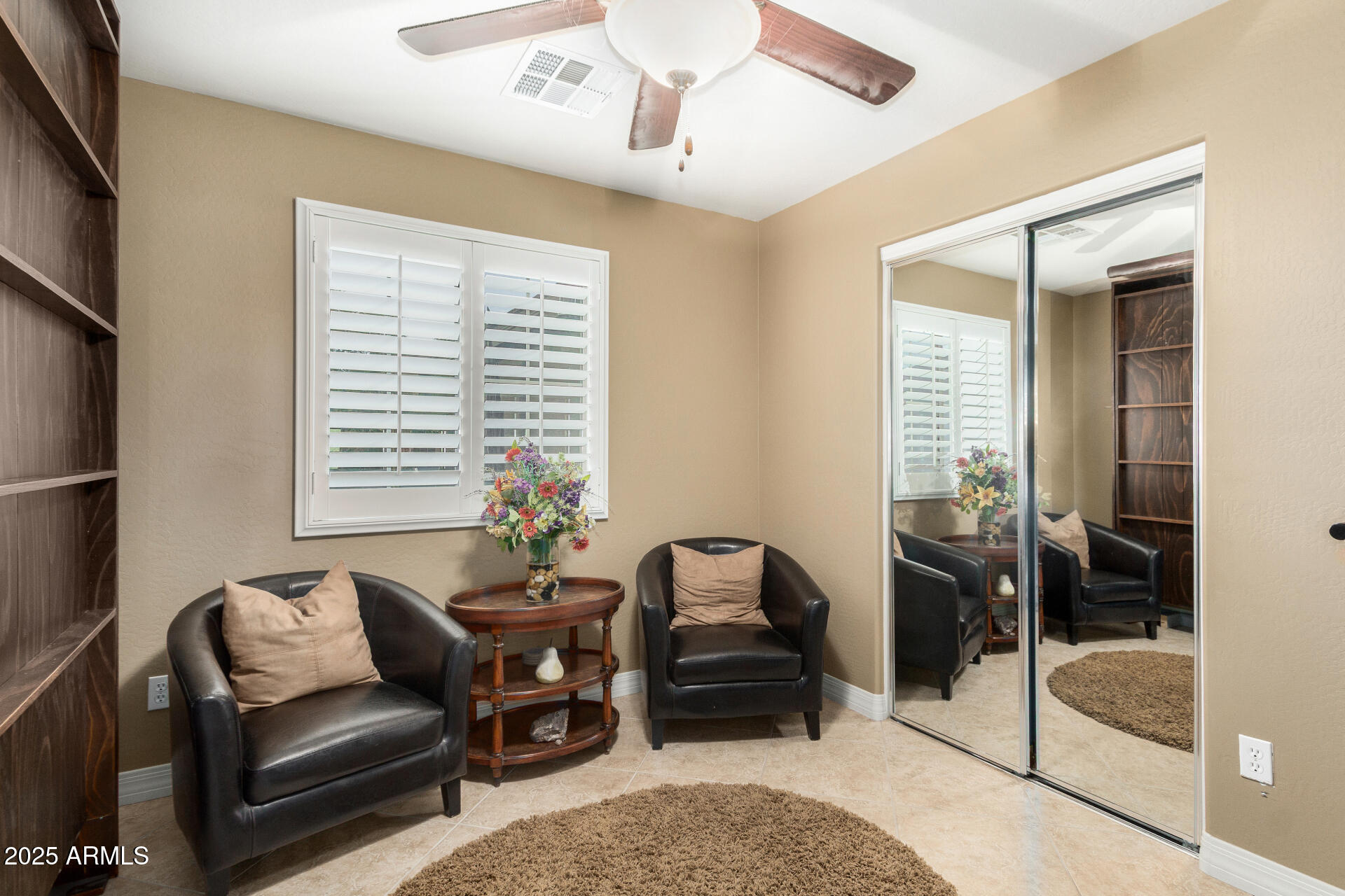 41901 W Somerset Drive