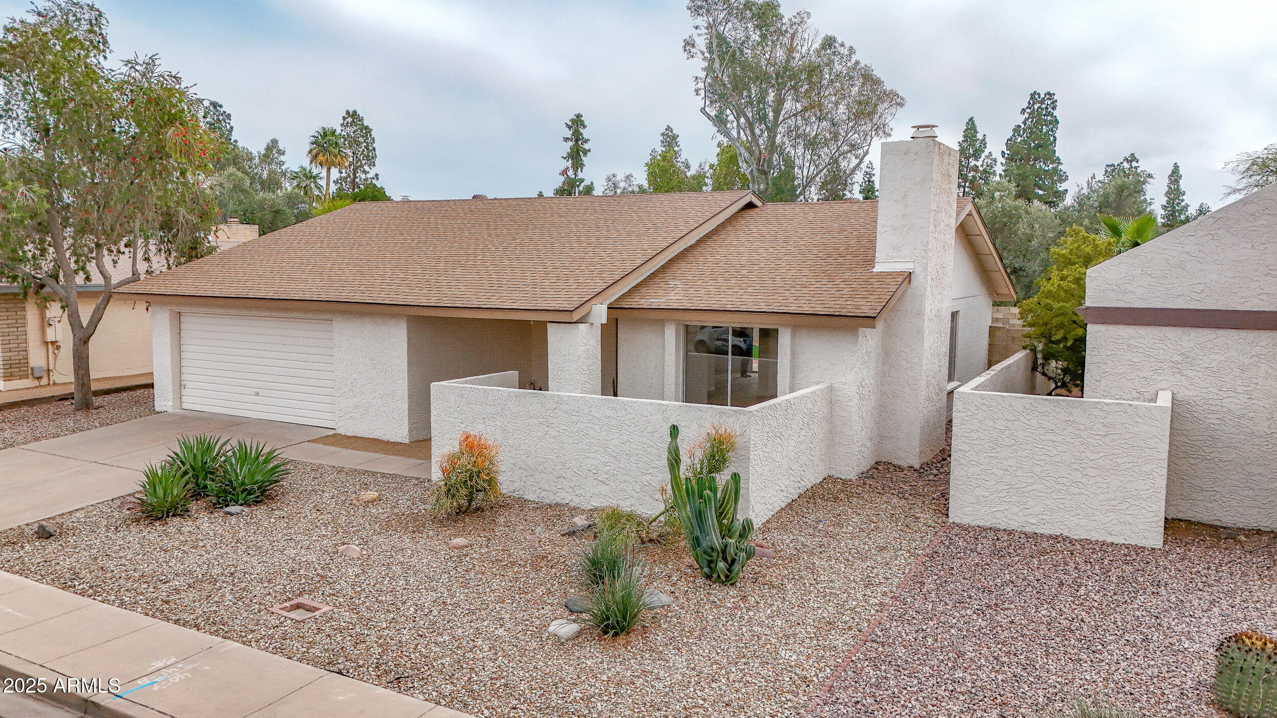 1503 W Juanita Avenue