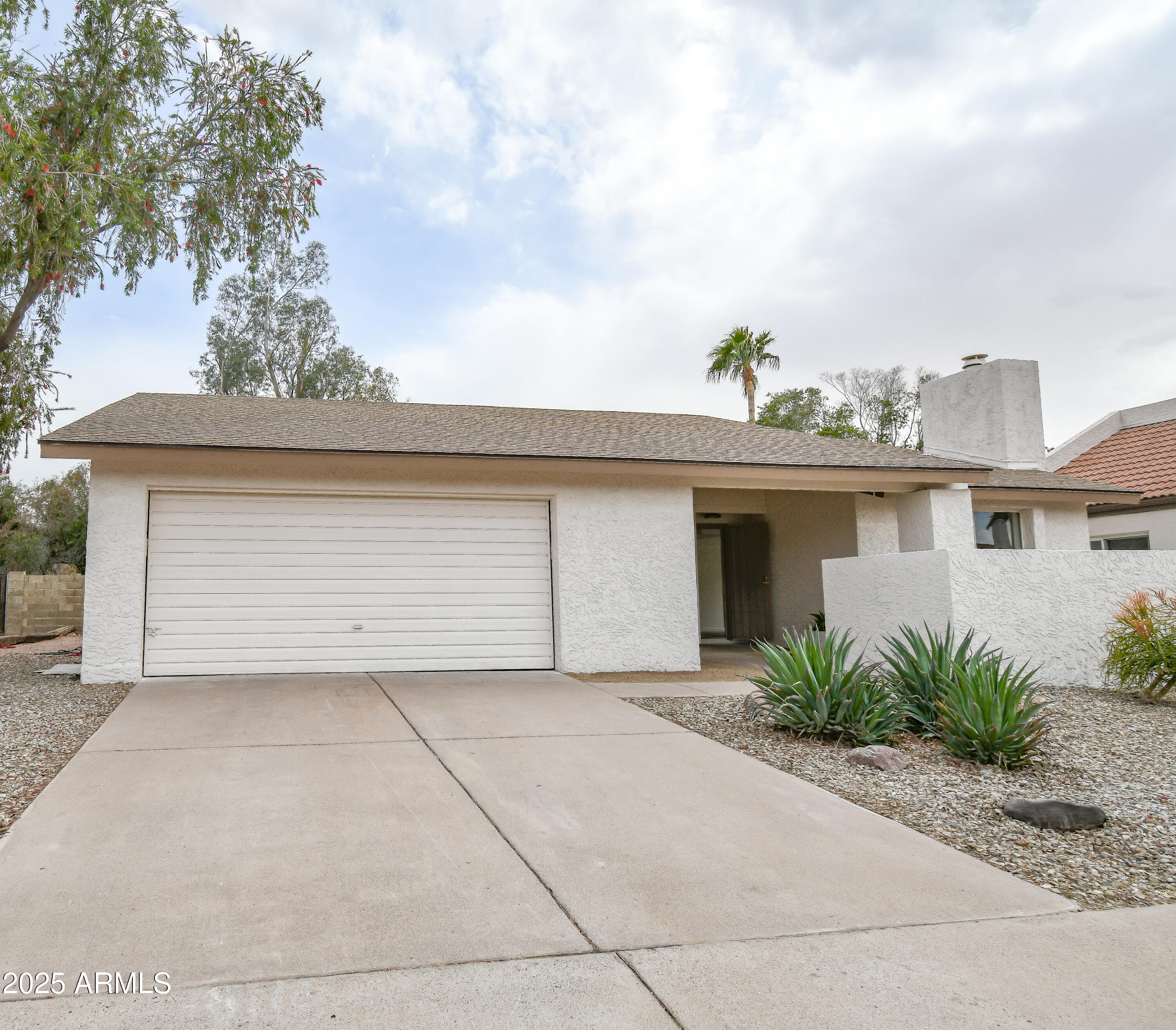 1503 W Juanita Avenue