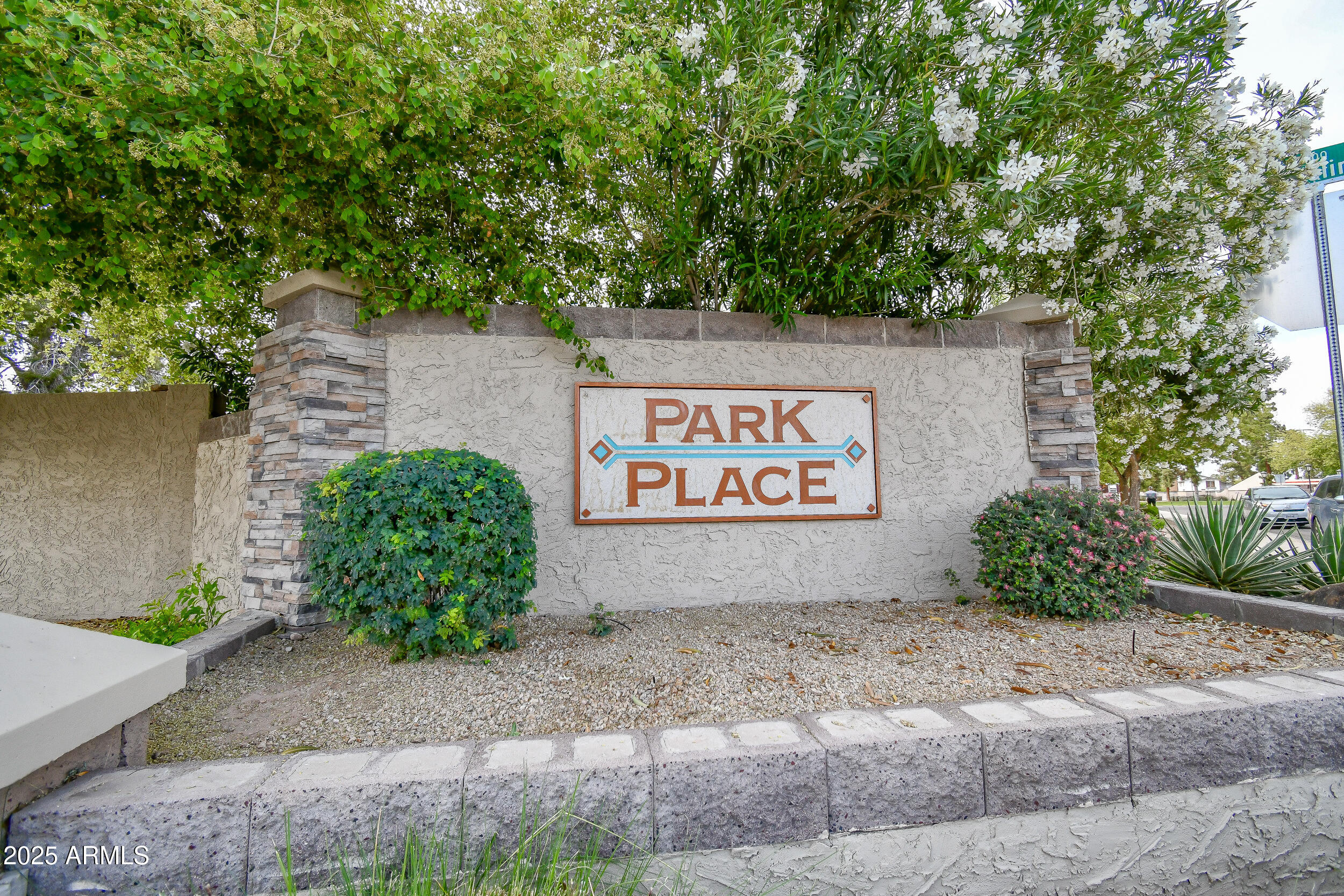 1503 W Juanita Avenue