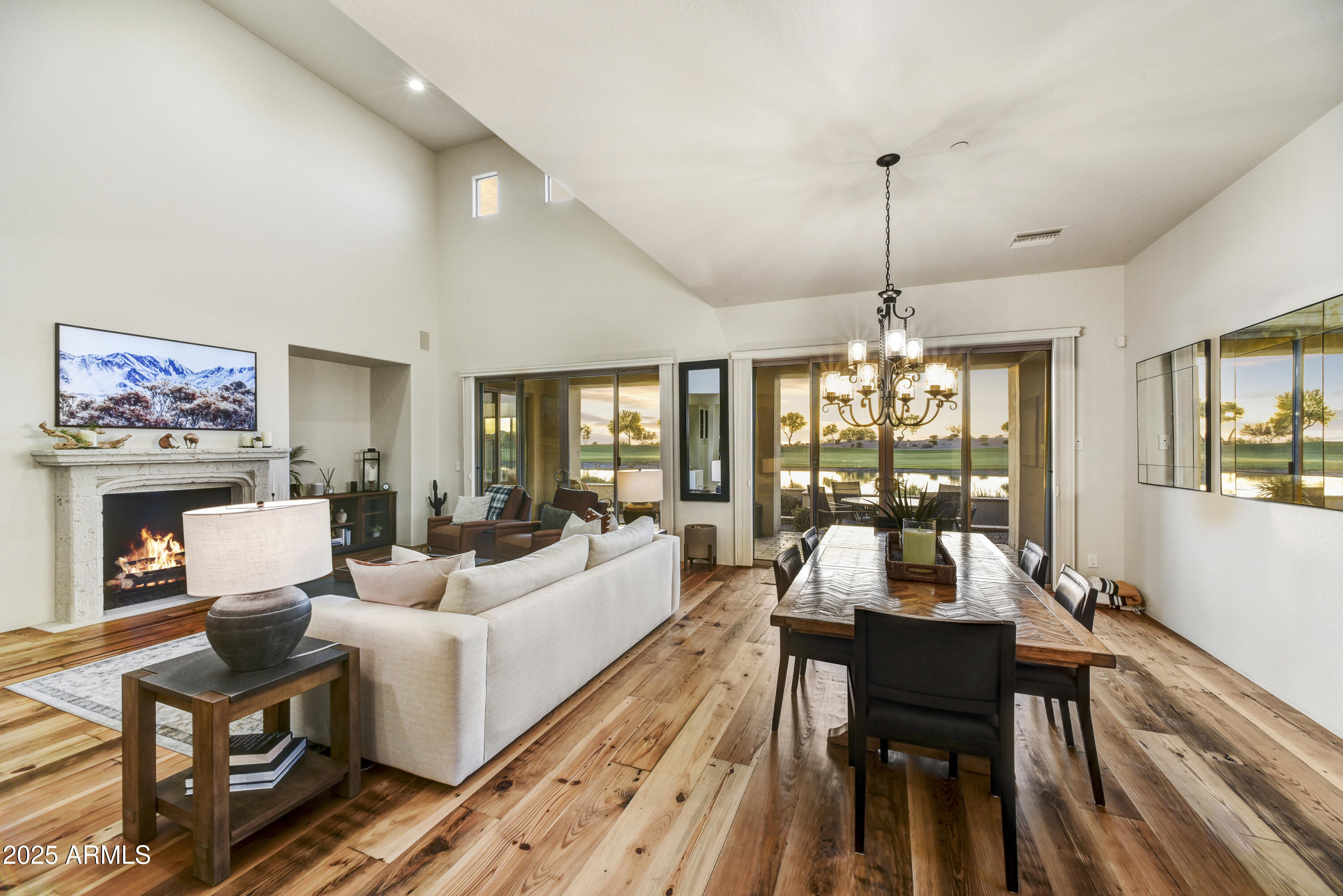 3086 S FIRST WATER Lane