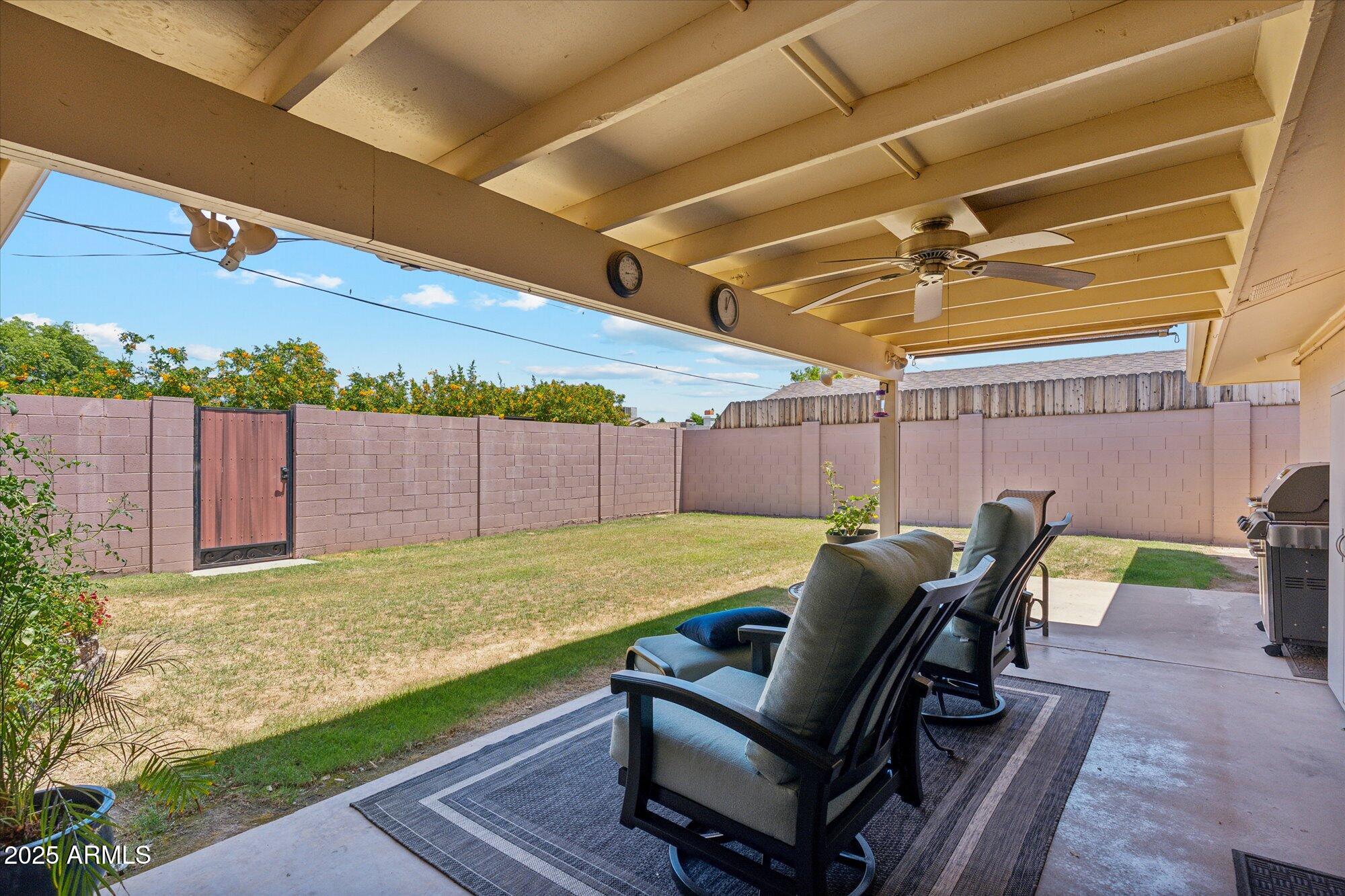 8202 E COOLIDGE Street