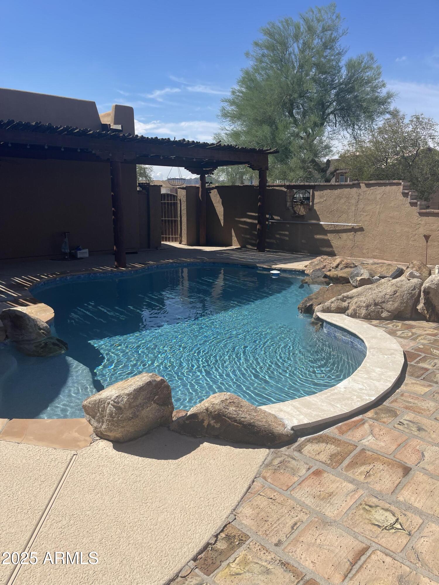 20042 W COLTER Street