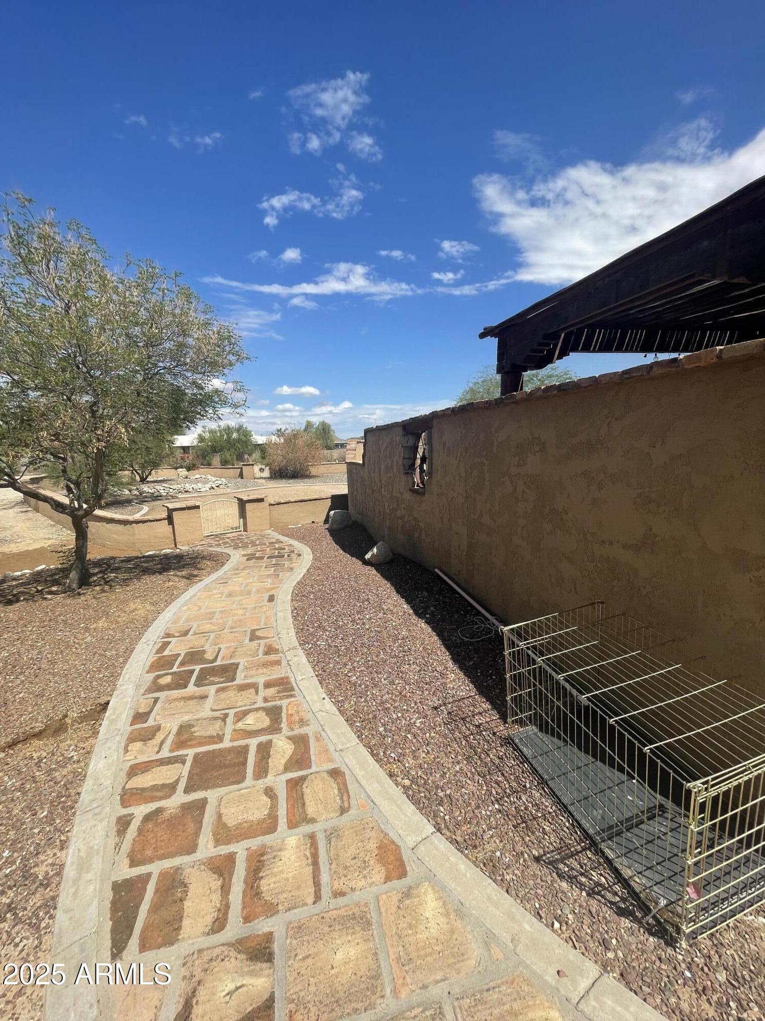 20042 W COLTER Street