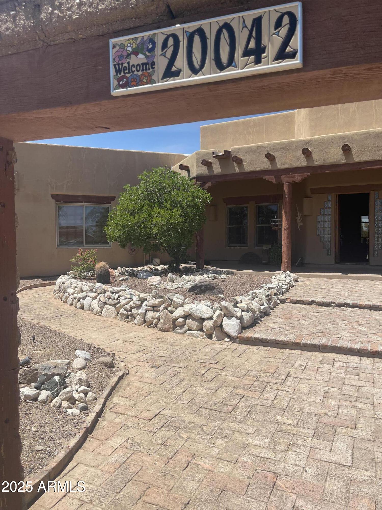 20042 W COLTER Street