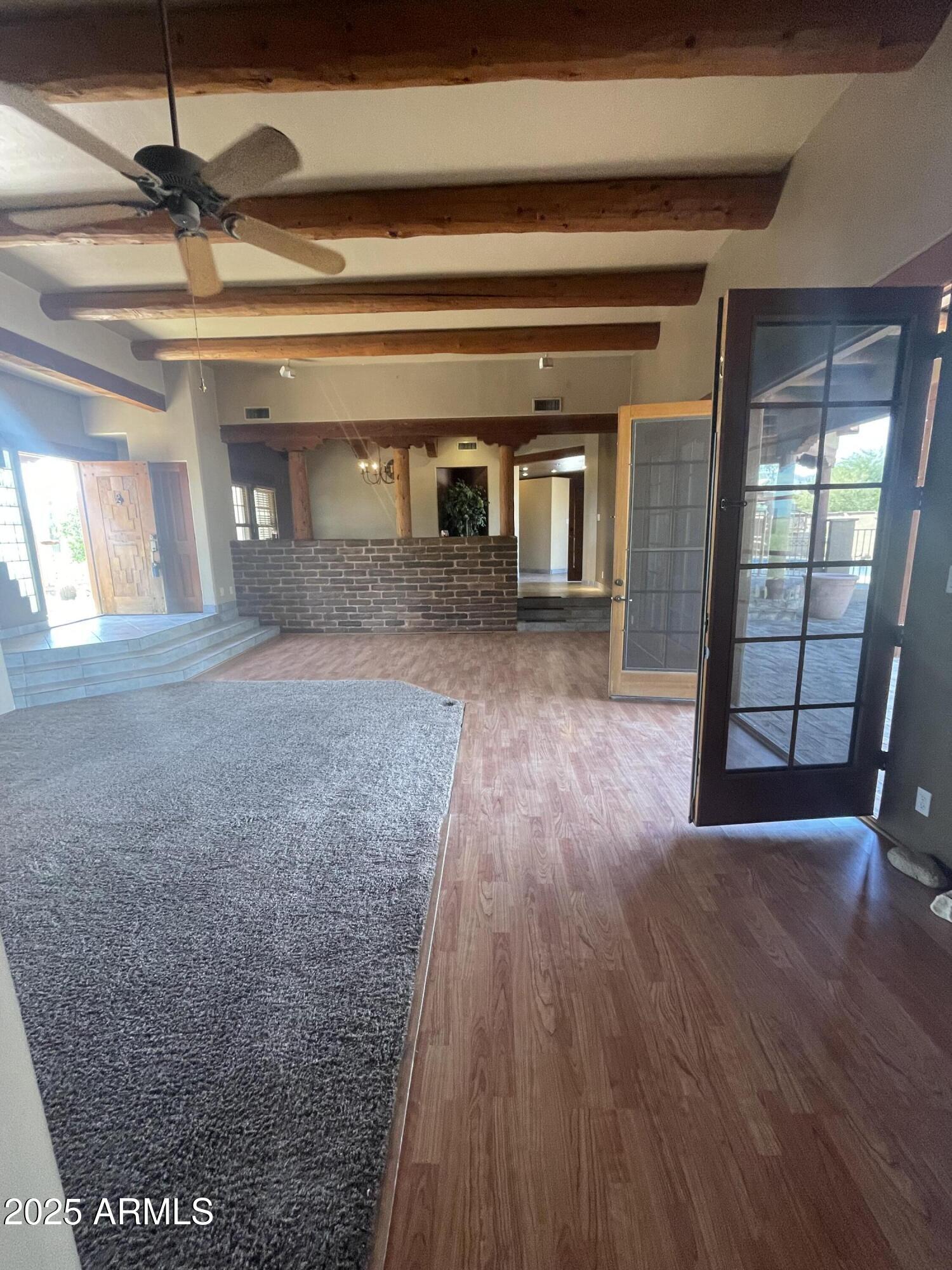 20042 W COLTER Street