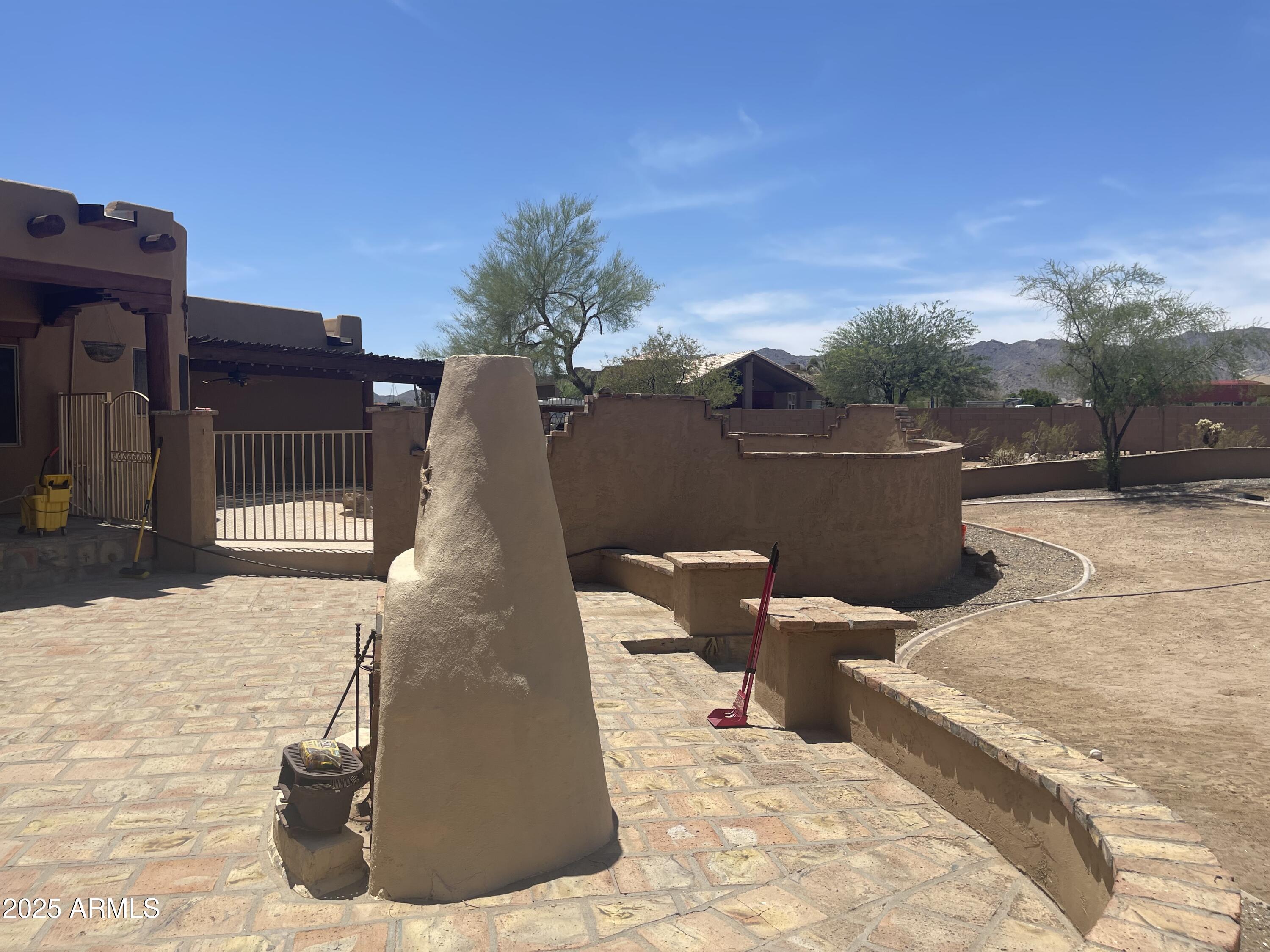 20042 W COLTER Street