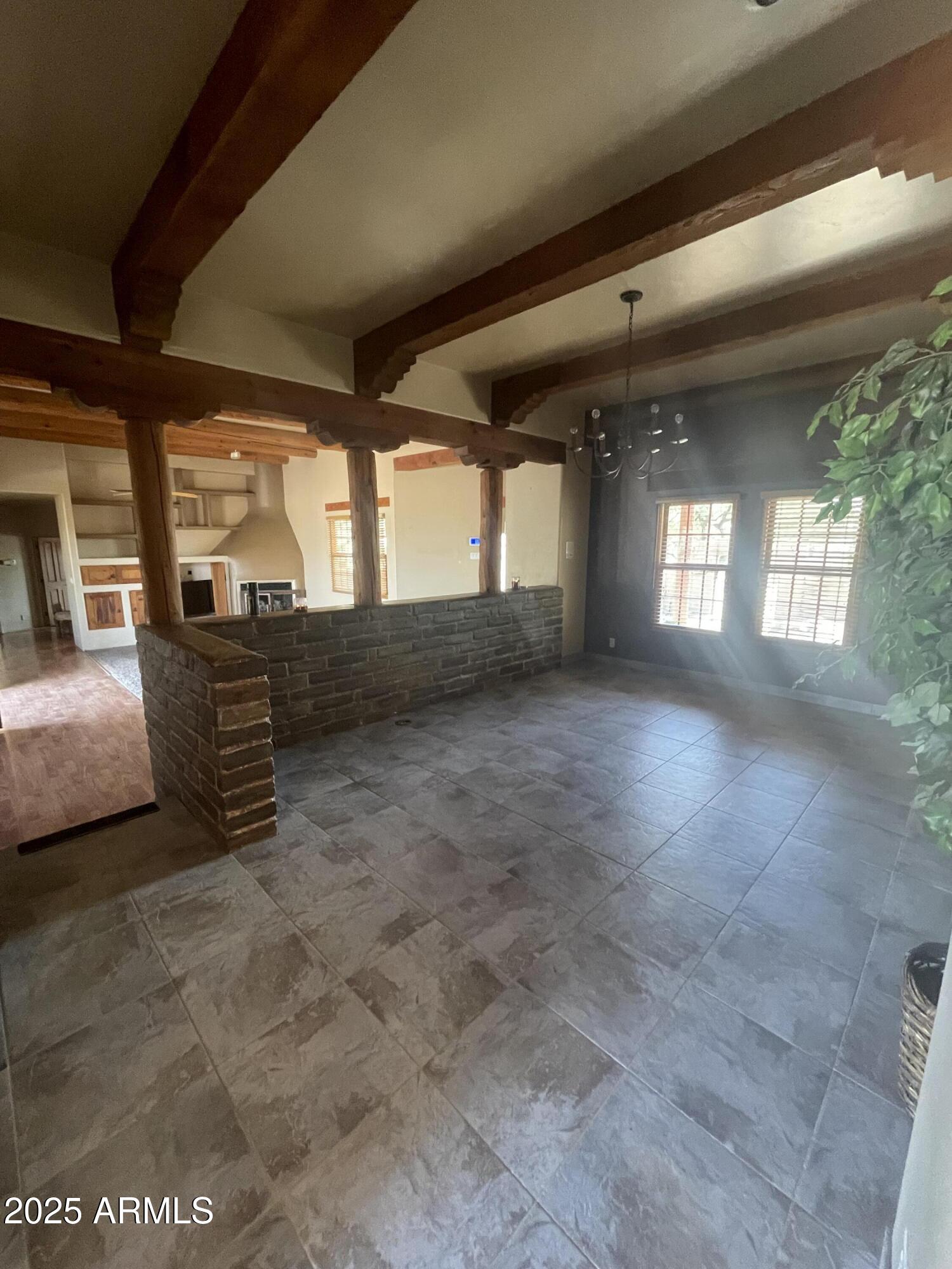 20042 W COLTER Street