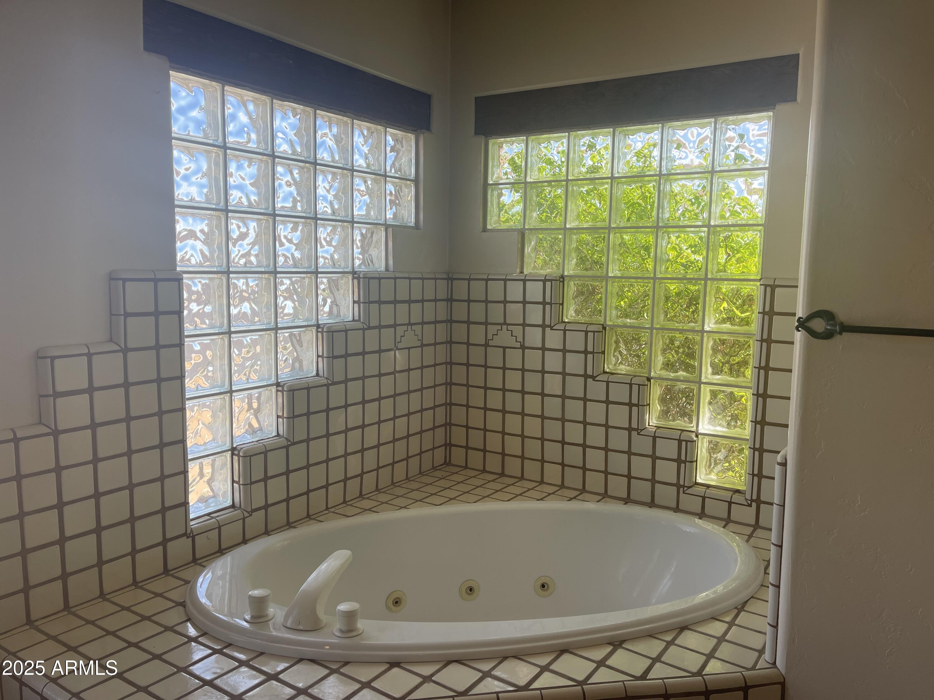 20042 W COLTER Street