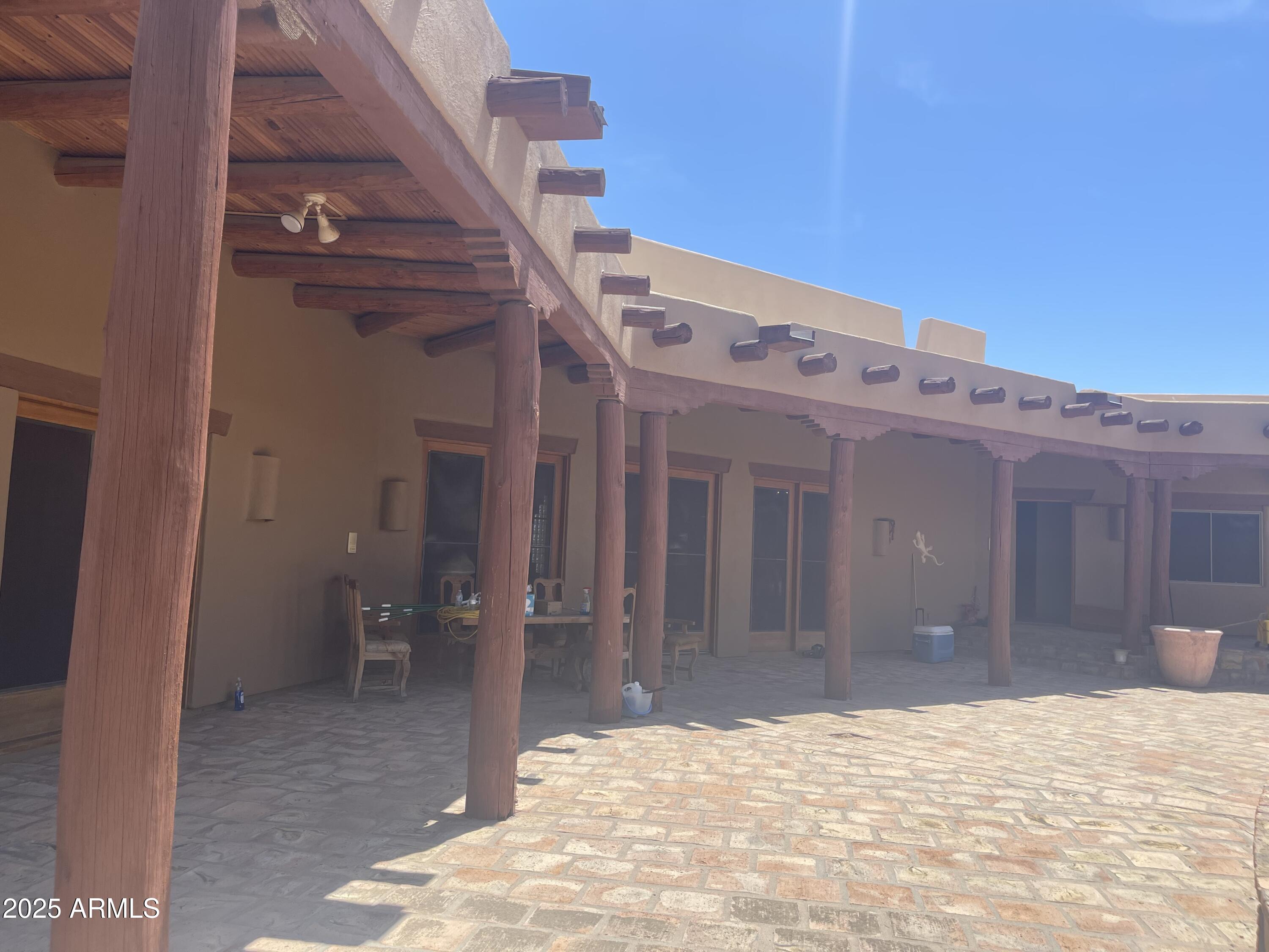 20042 W COLTER Street