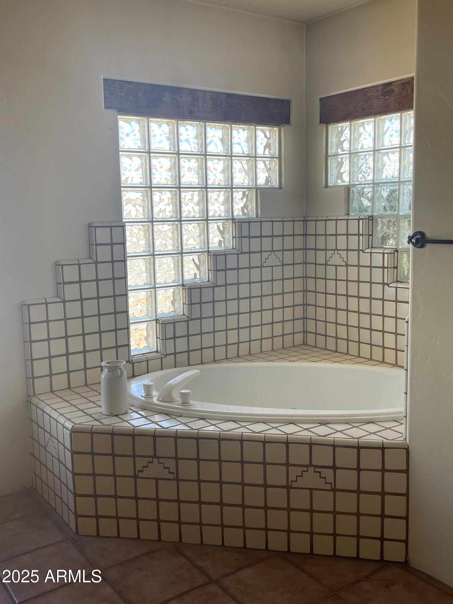 20042 W COLTER Street