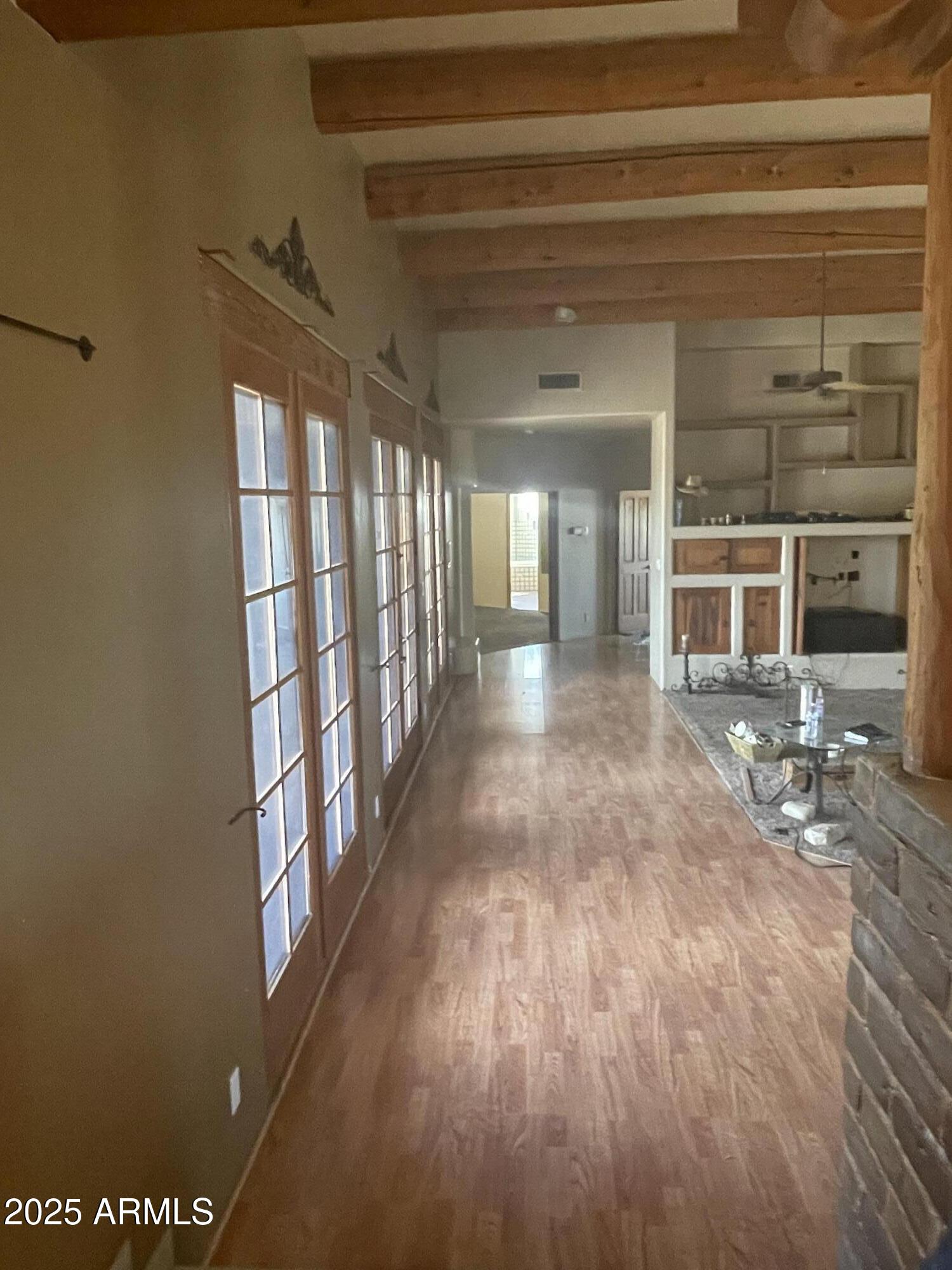 20042 W COLTER Street