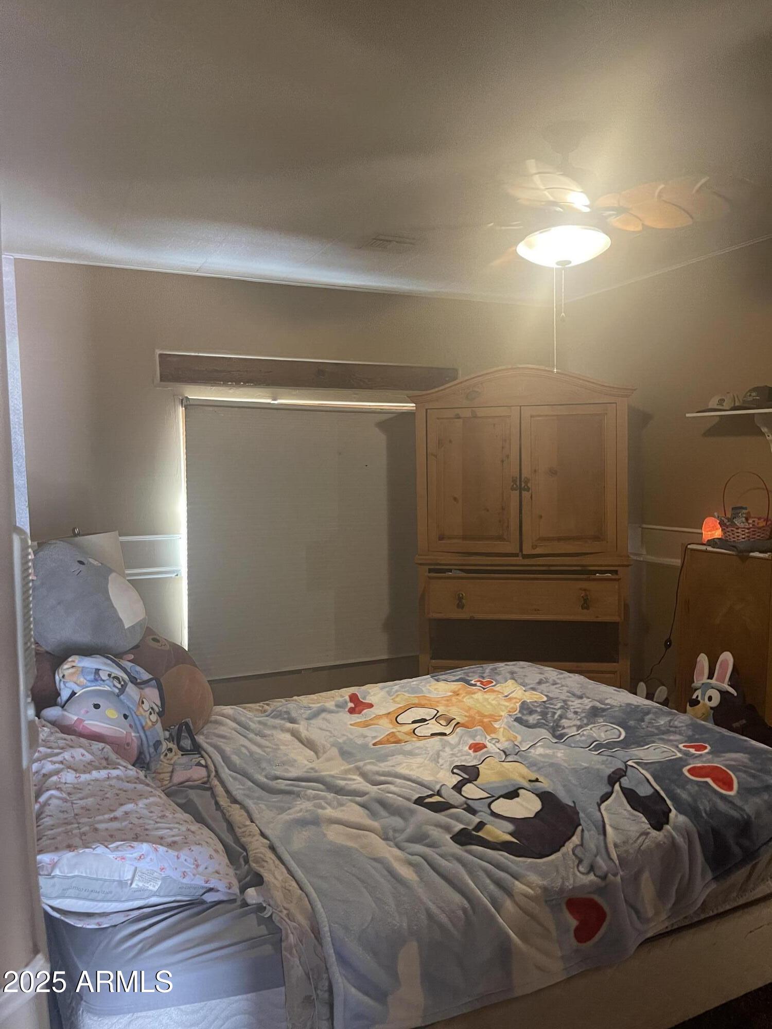 20042 W COLTER Street