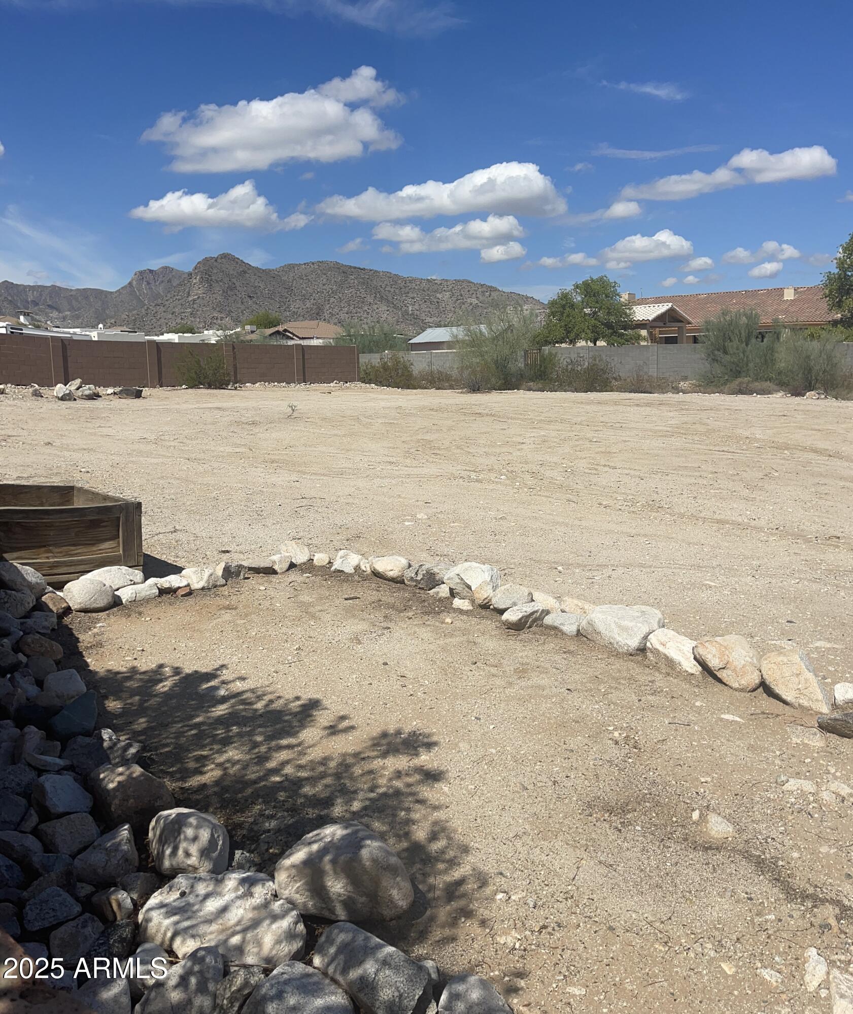 20042 W COLTER Street