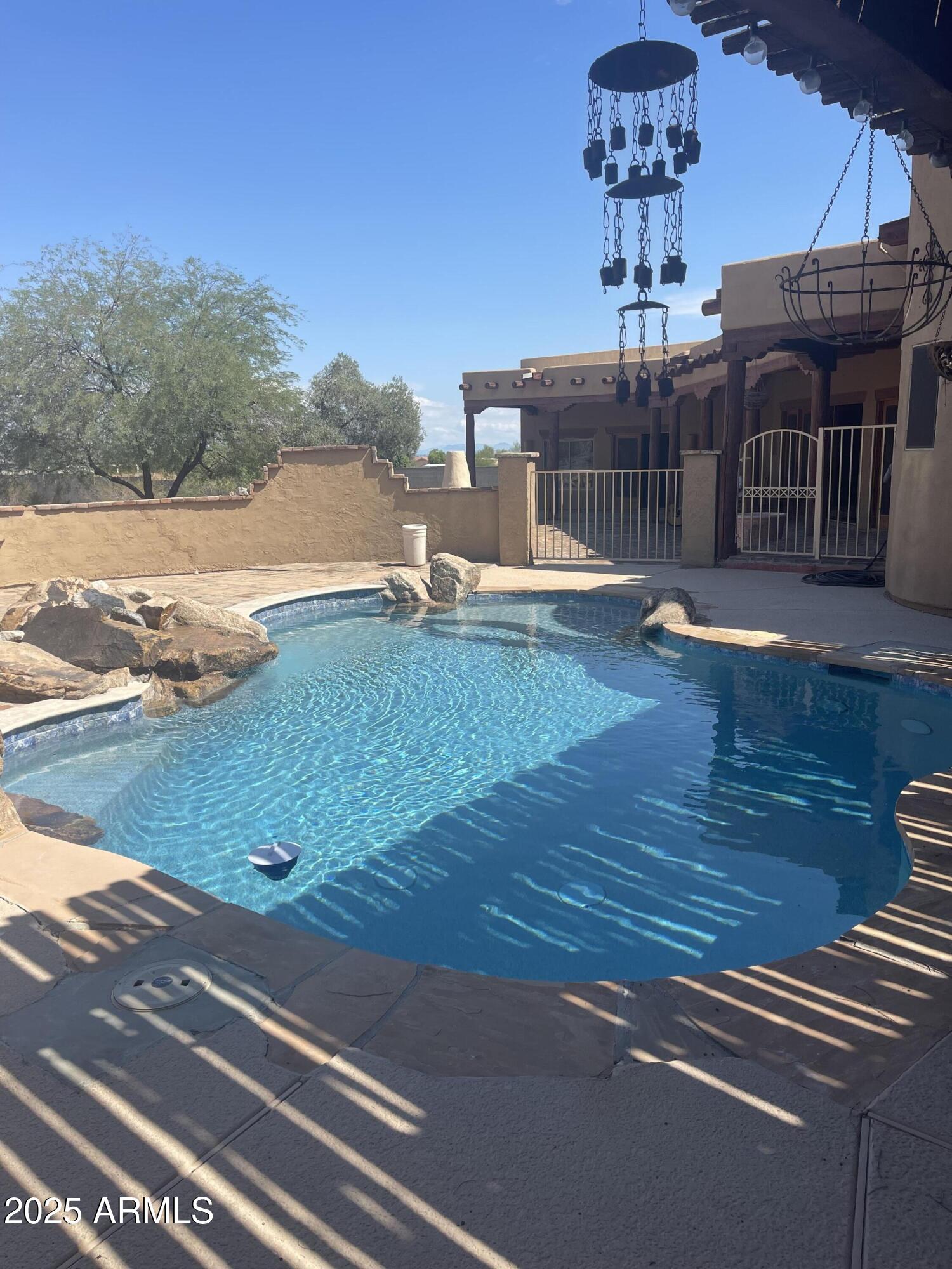 20042 W COLTER Street