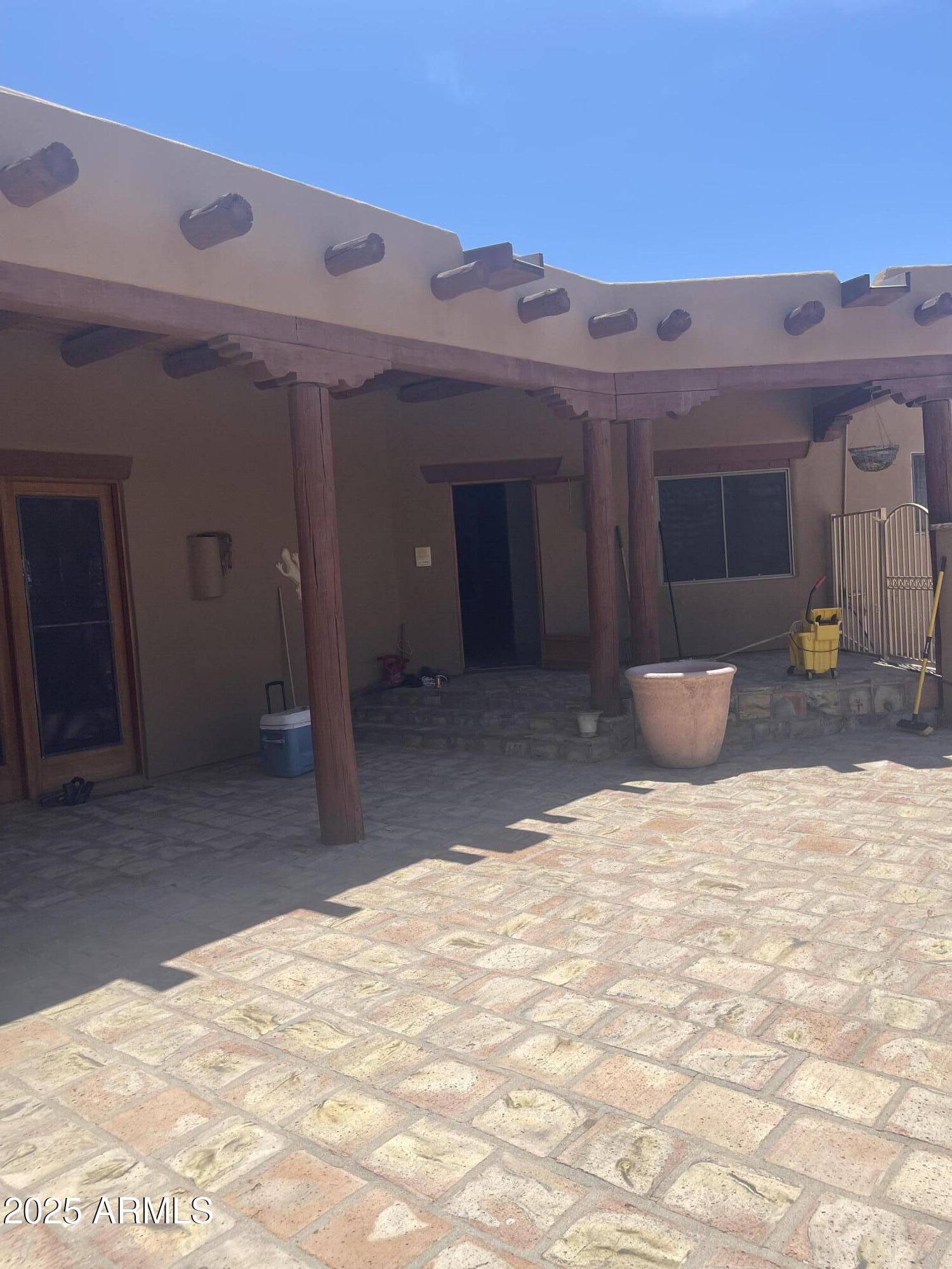 20042 W COLTER Street