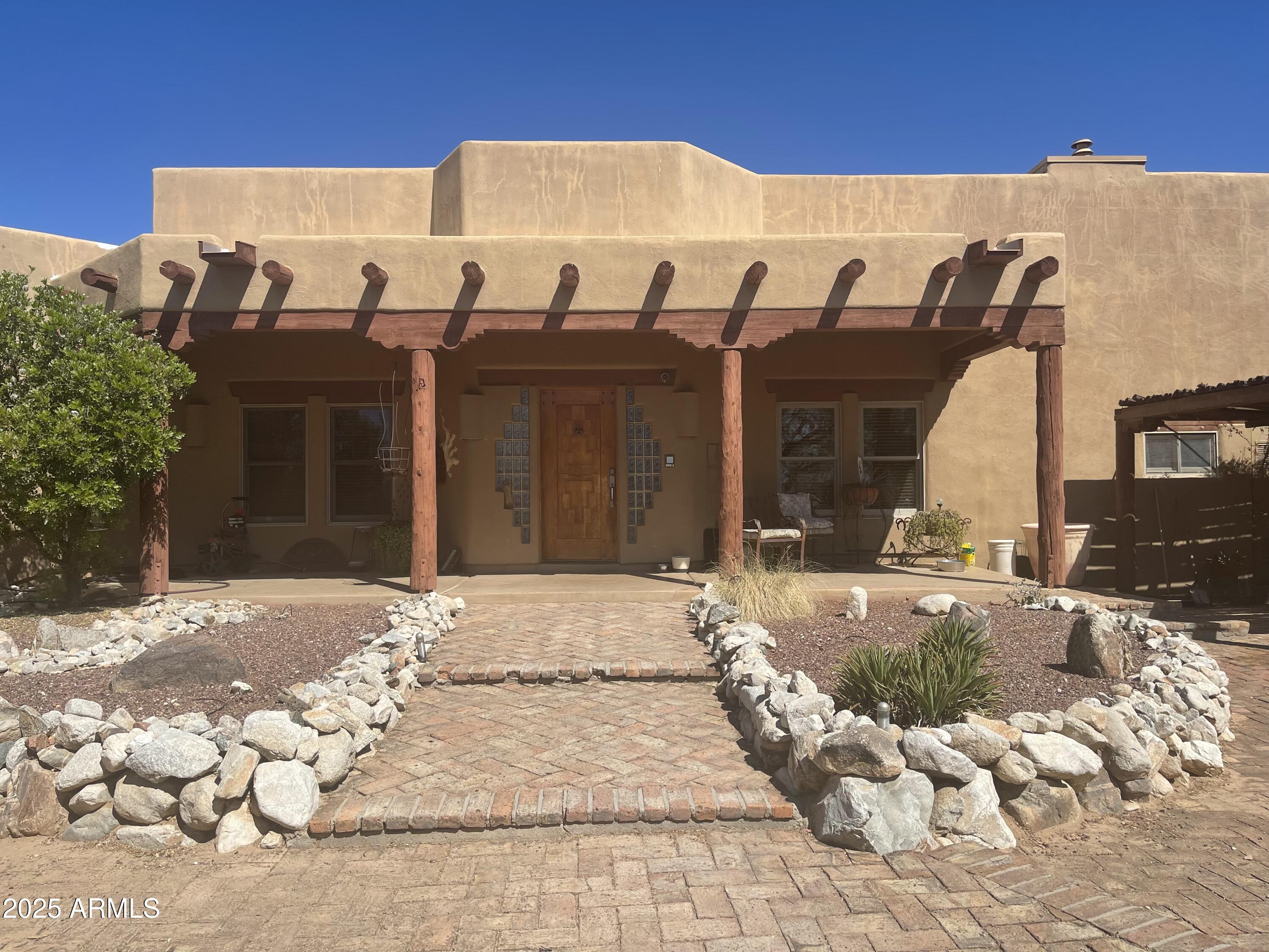 20042 W COLTER Street