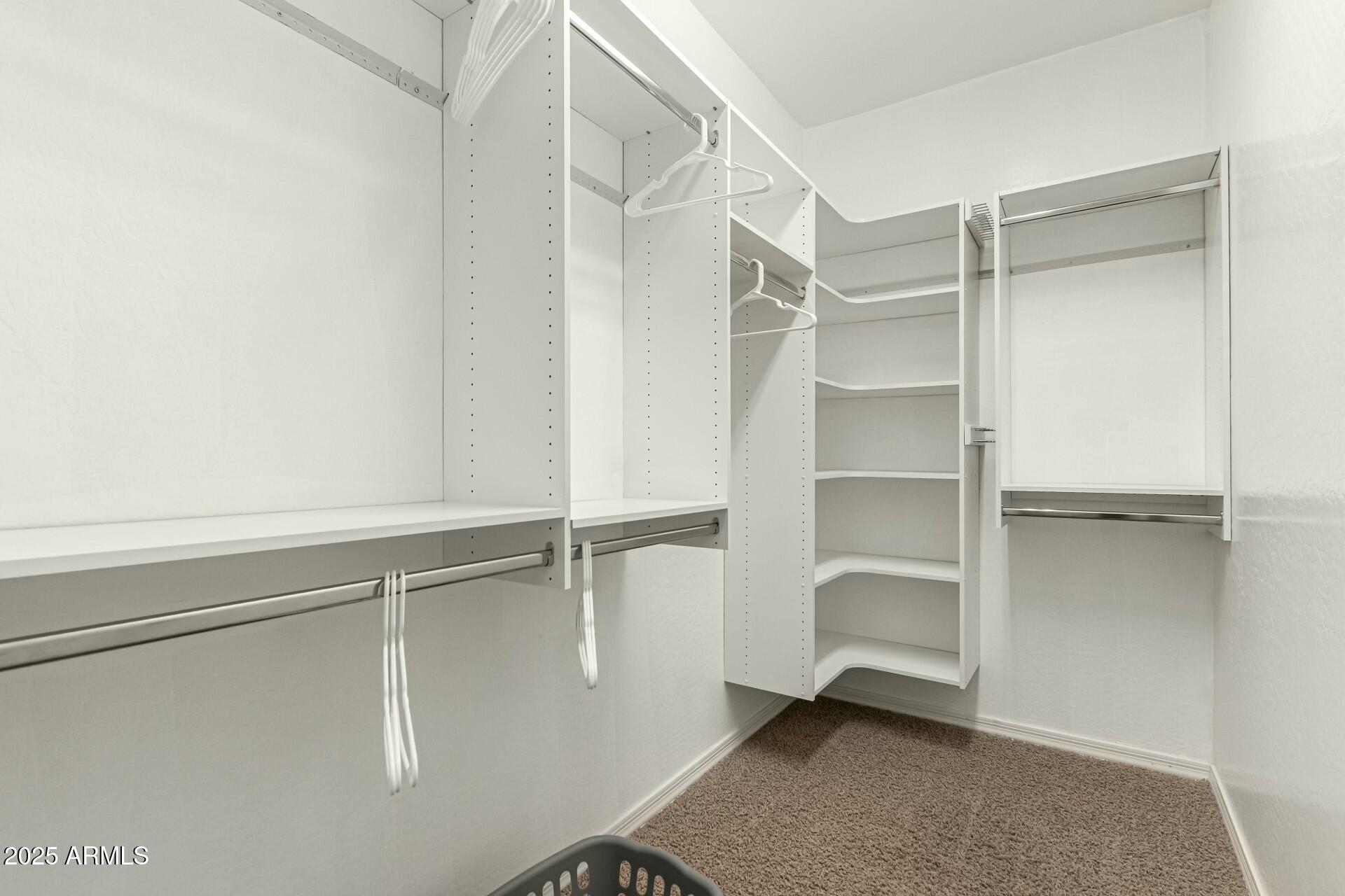 2981 E NIGHTHAWK Way