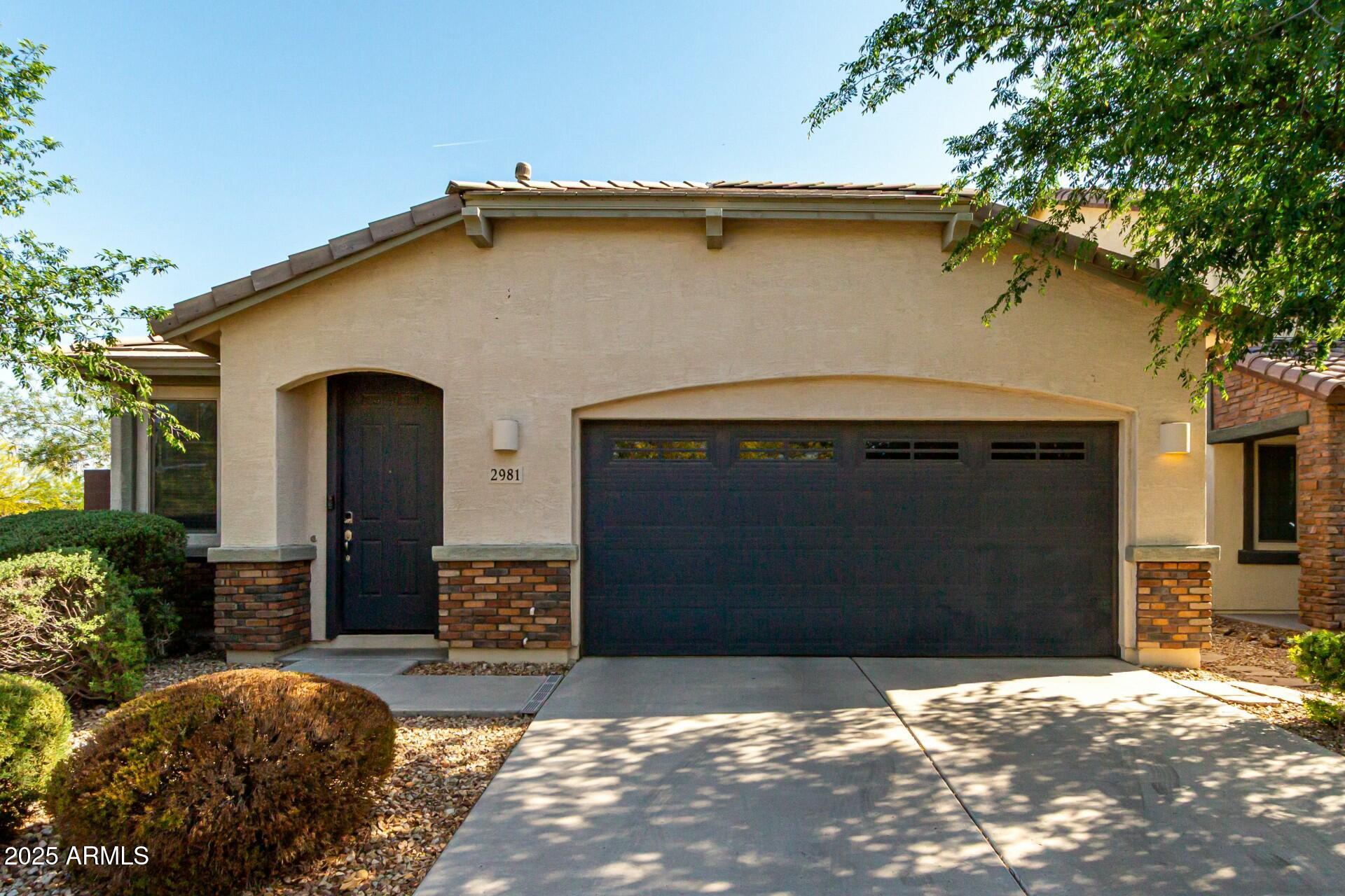 2981 E NIGHTHAWK Way