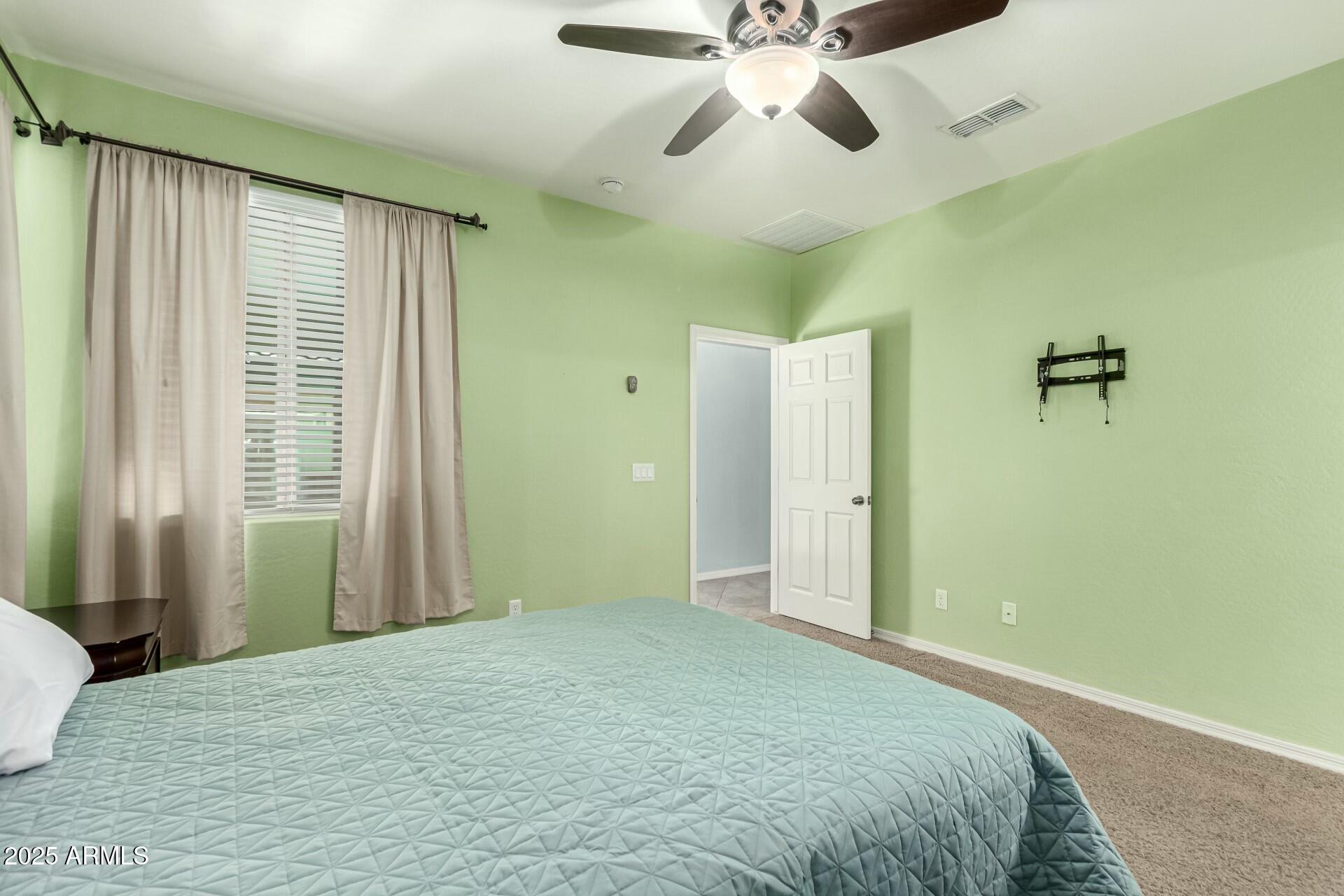 2981 E NIGHTHAWK Way