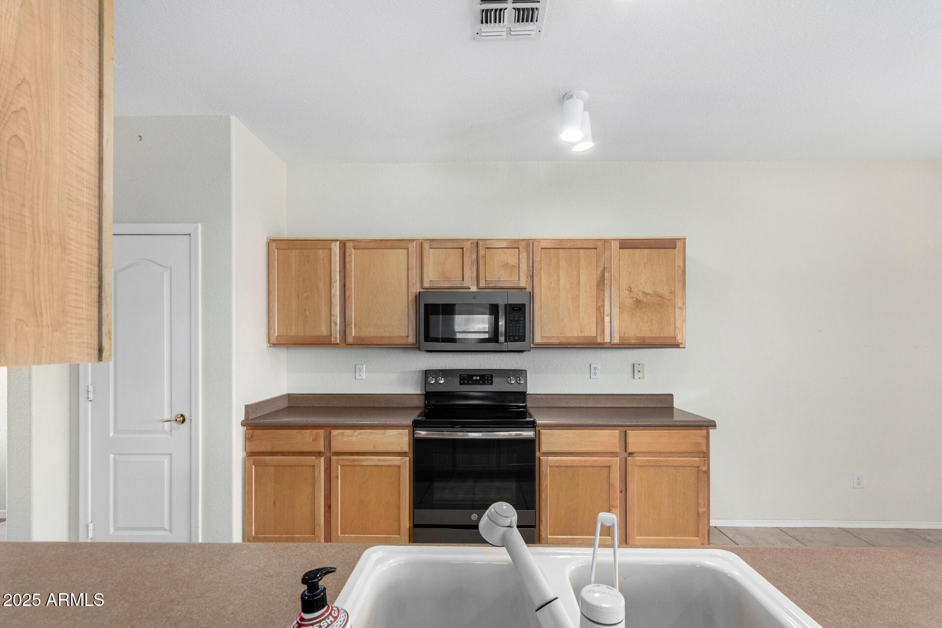 6372 S CALLAWAY Drive