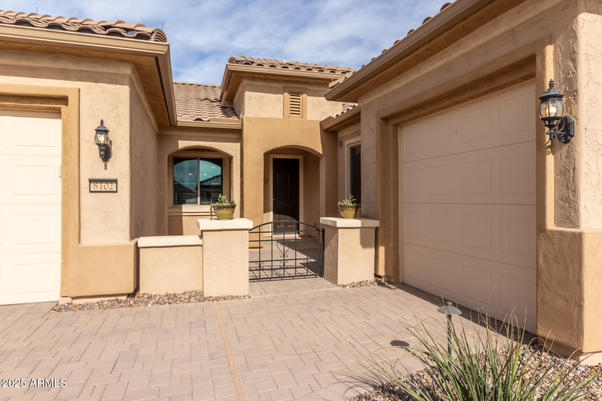 8102 W AUTUMN VISTA Way