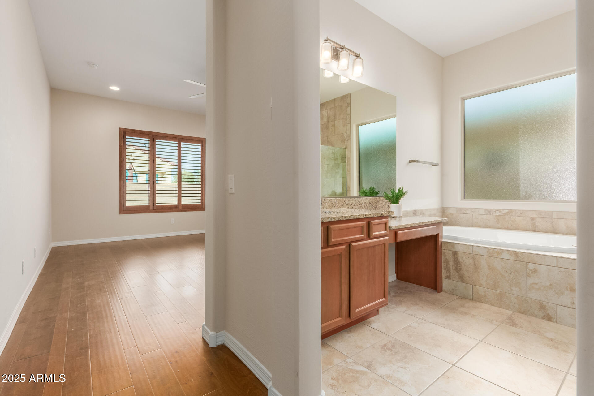 8102 W AUTUMN VISTA Way