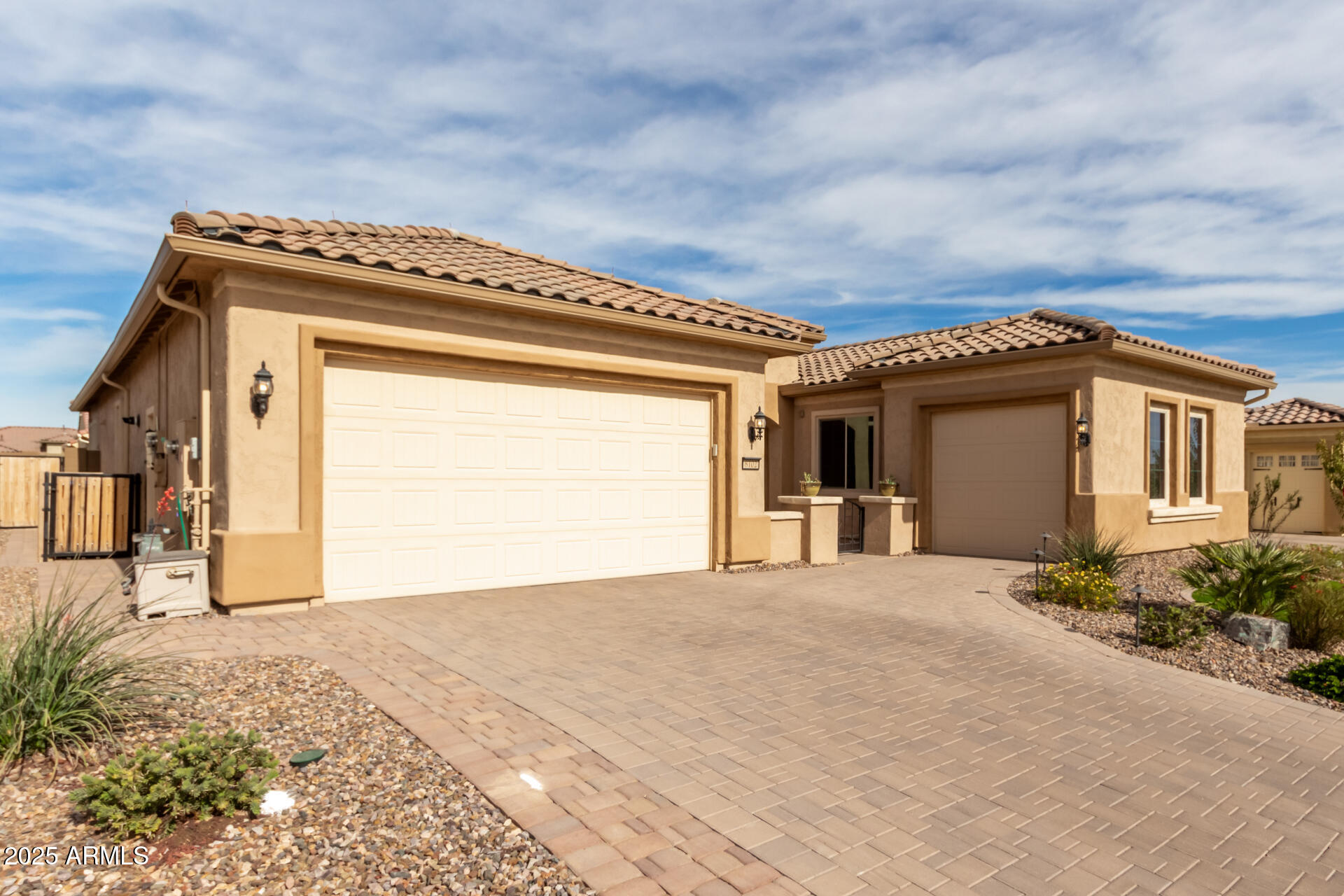 8102 W AUTUMN VISTA Way