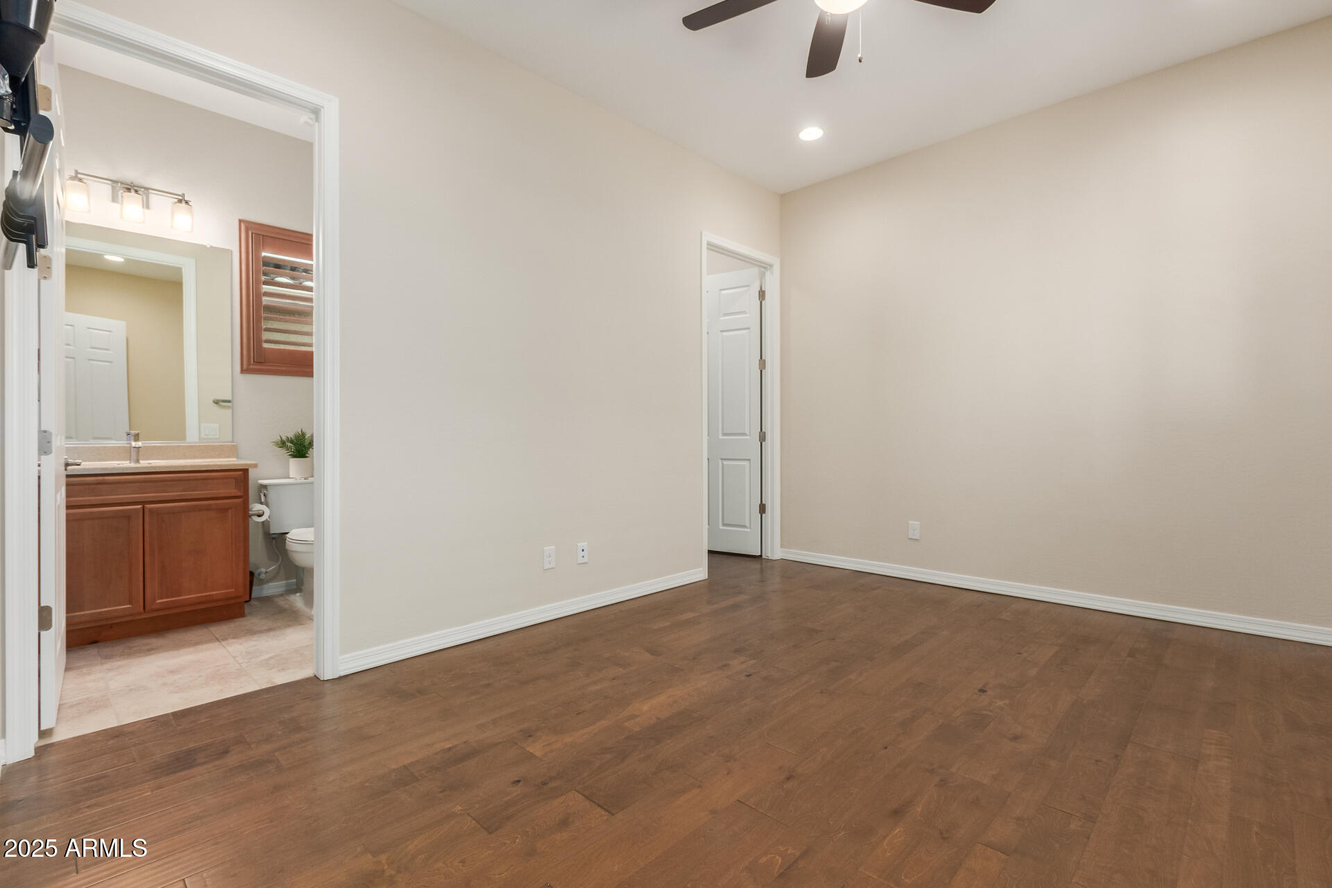 8102 W AUTUMN VISTA Way