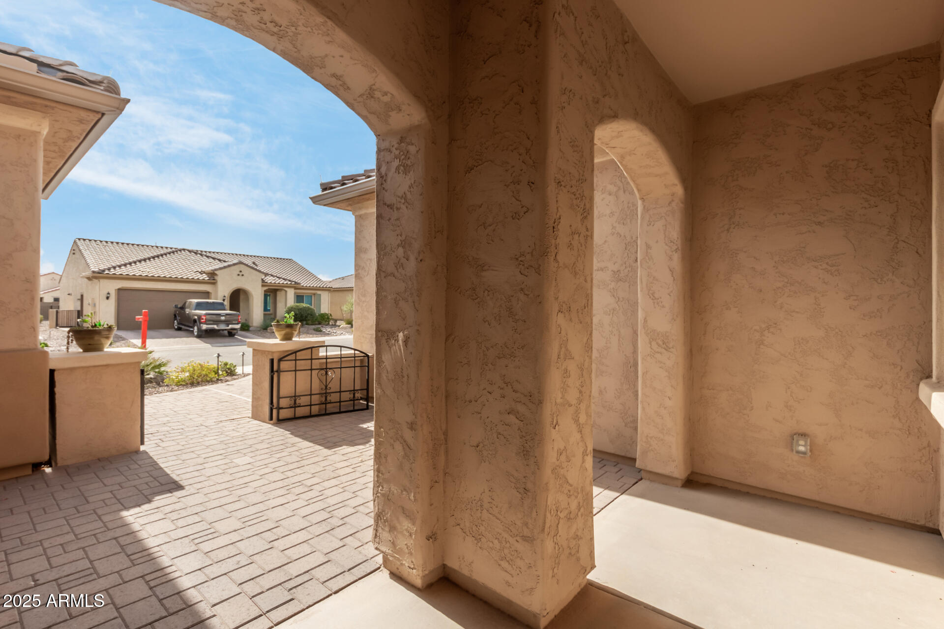 8102 W AUTUMN VISTA Way