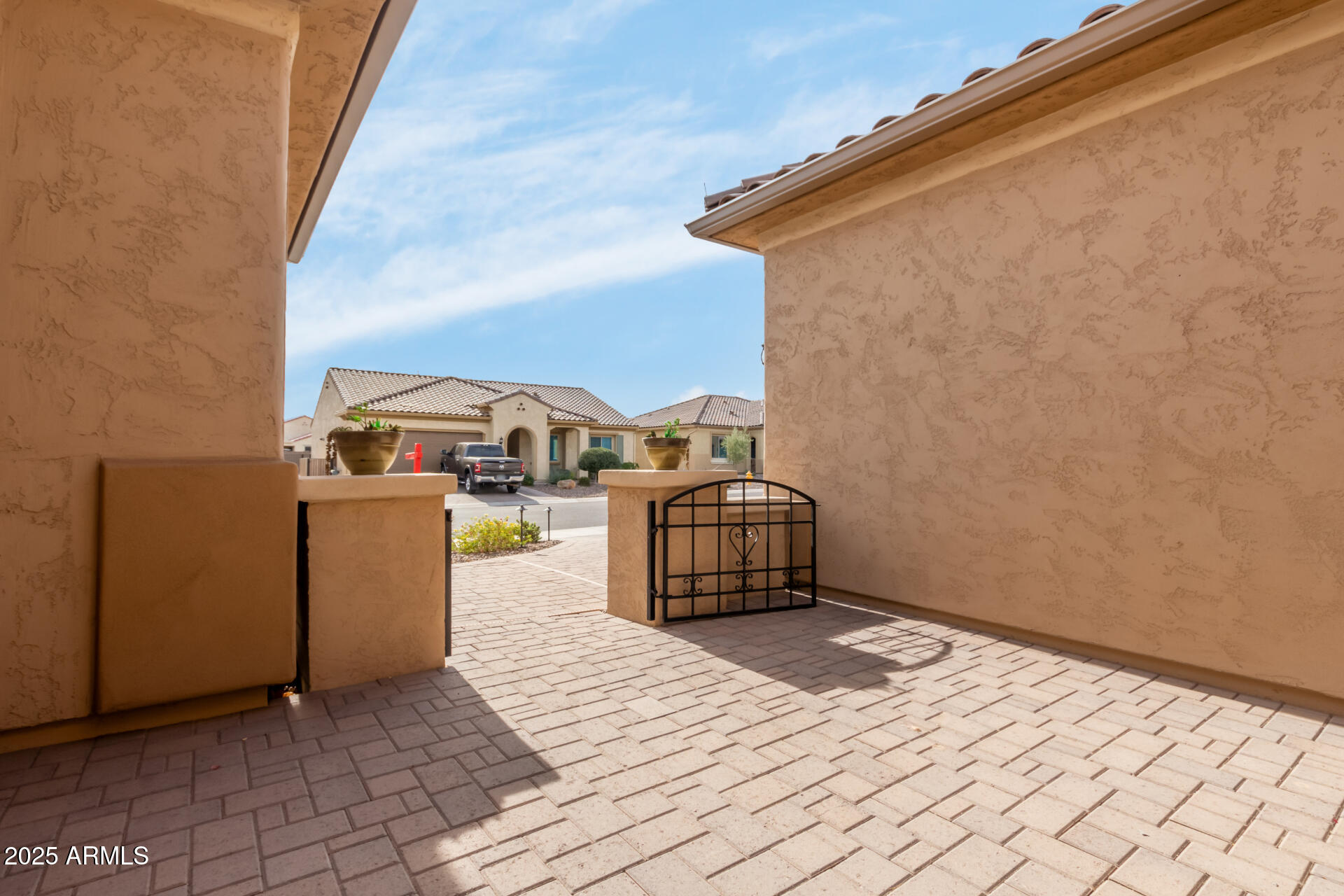 8102 W AUTUMN VISTA Way