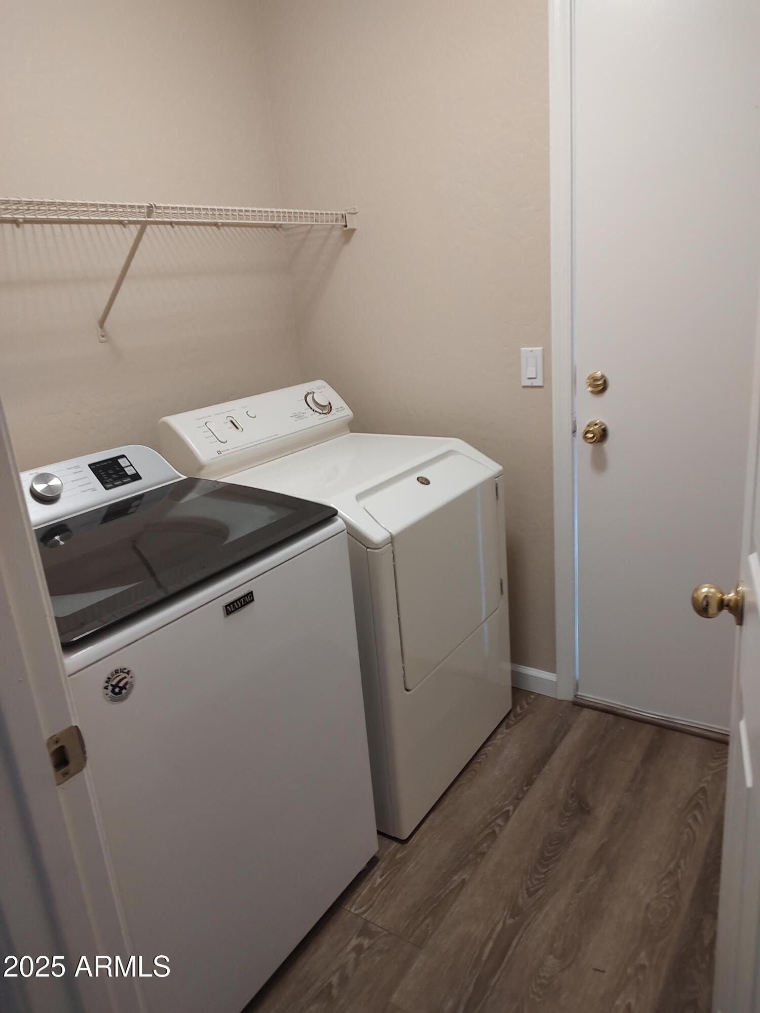 590 W ENCHANTED DESERT Drive