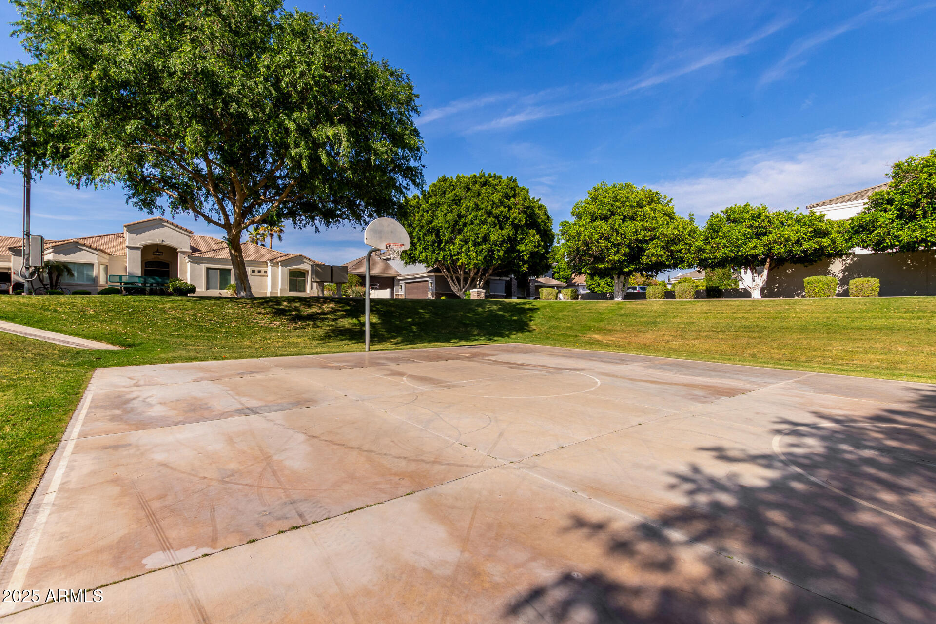 2625 N 24TH Street, 13