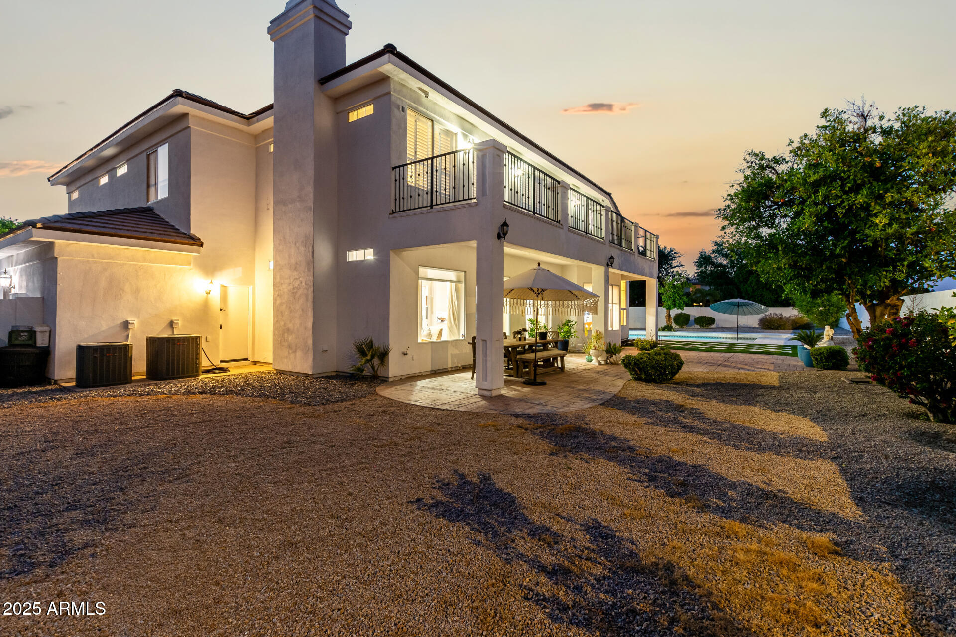 2625 N 24TH Street, 13