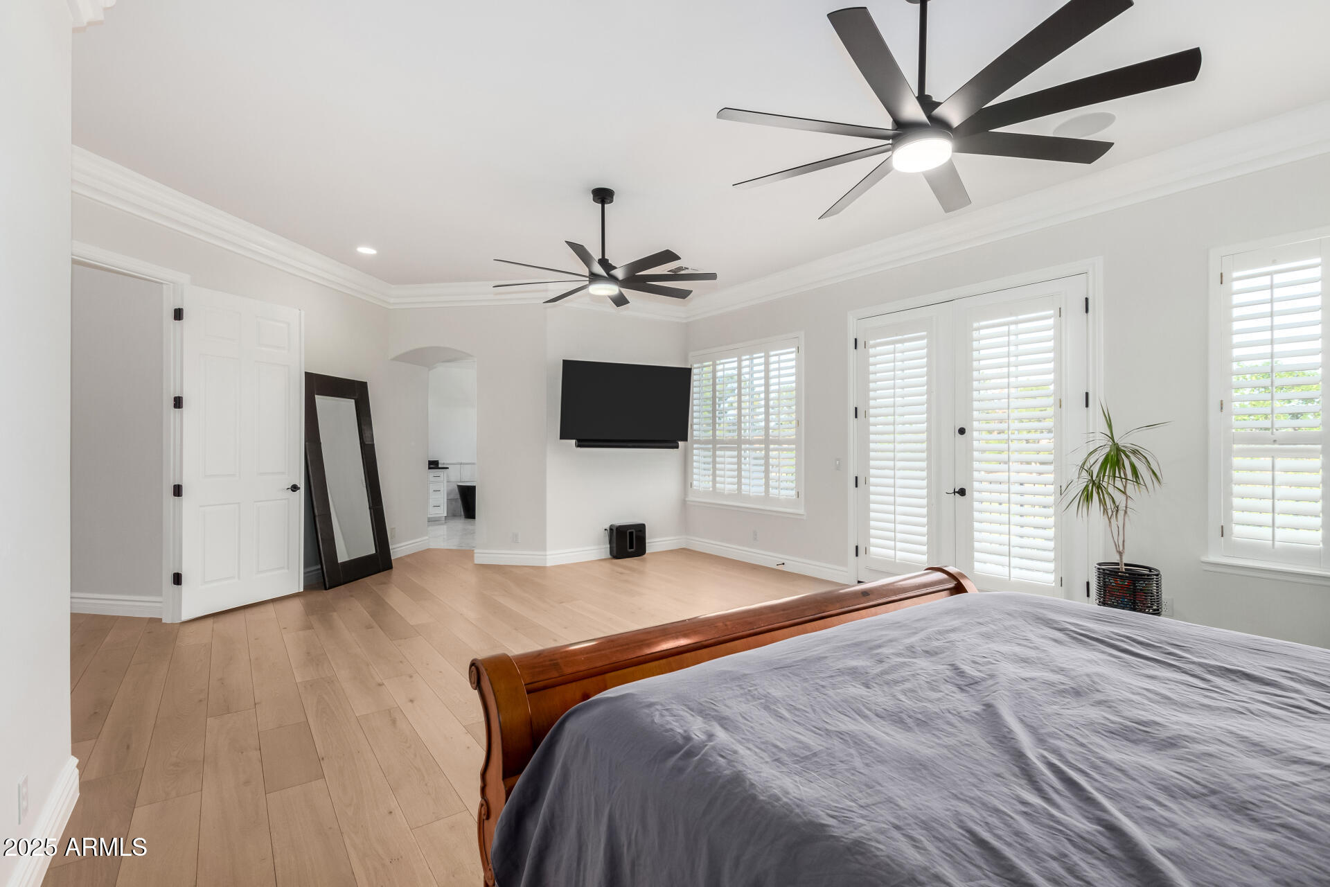 2625 N 24TH Street, 13