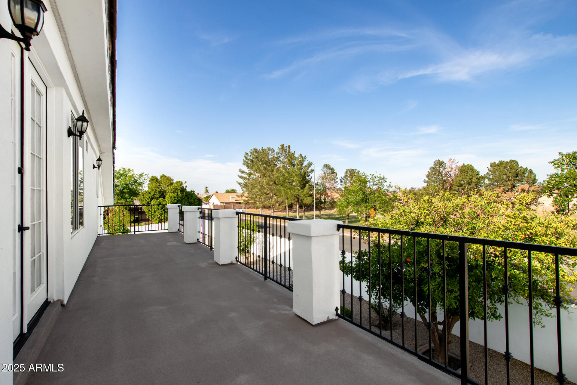 2625 N 24TH Street, 13