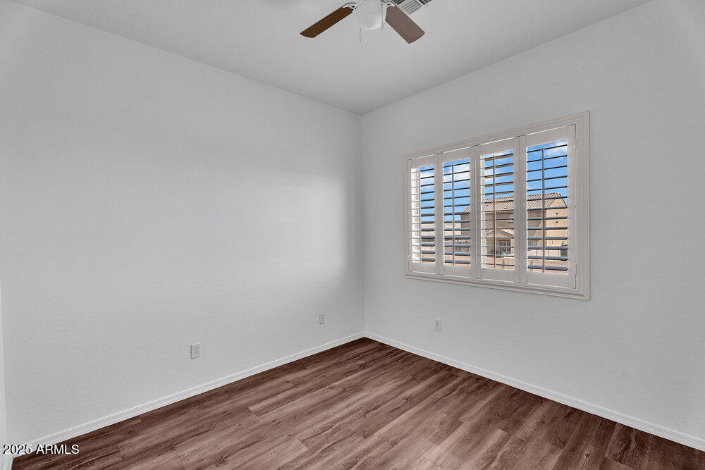 18525 N LARKSPUR Drive