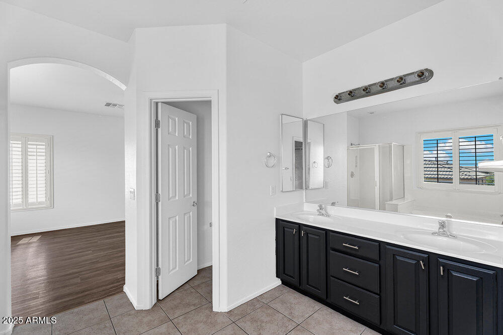 18525 N LARKSPUR Drive