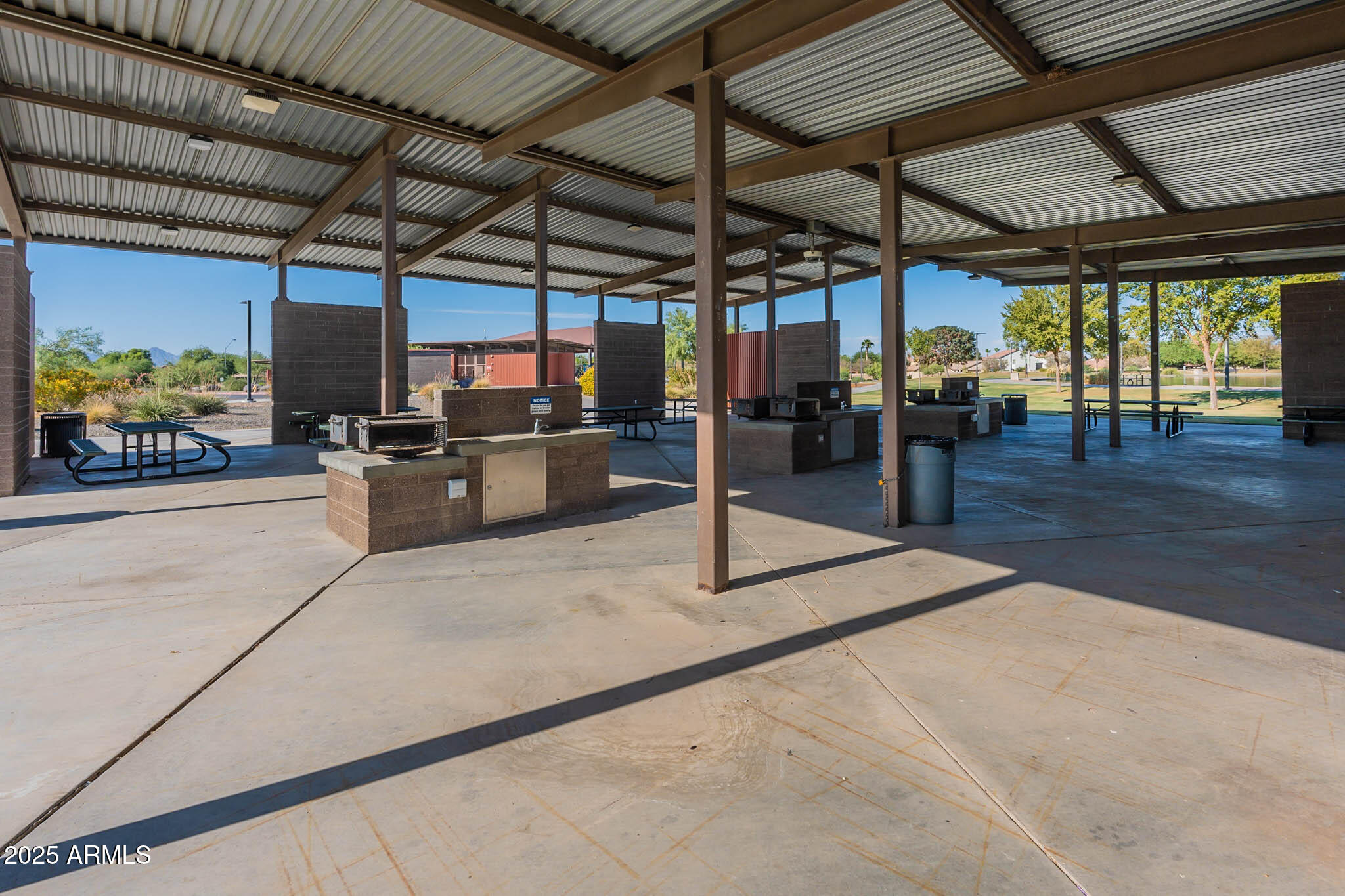 18525 N LARKSPUR Drive