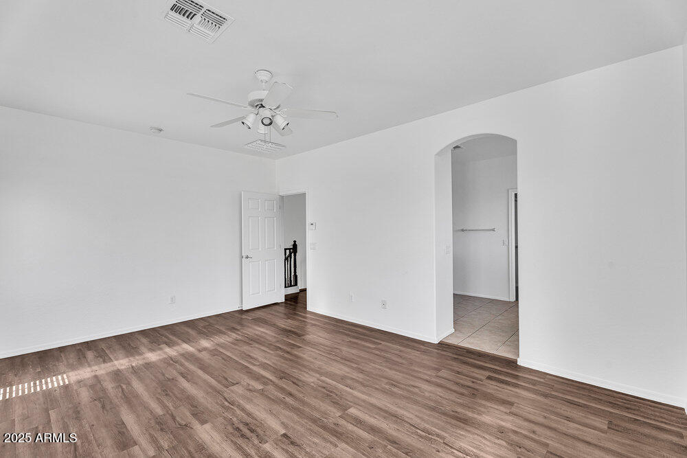 18525 N LARKSPUR Drive