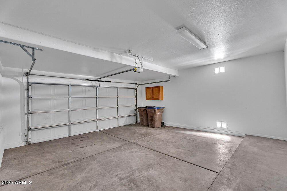 18525 N LARKSPUR Drive